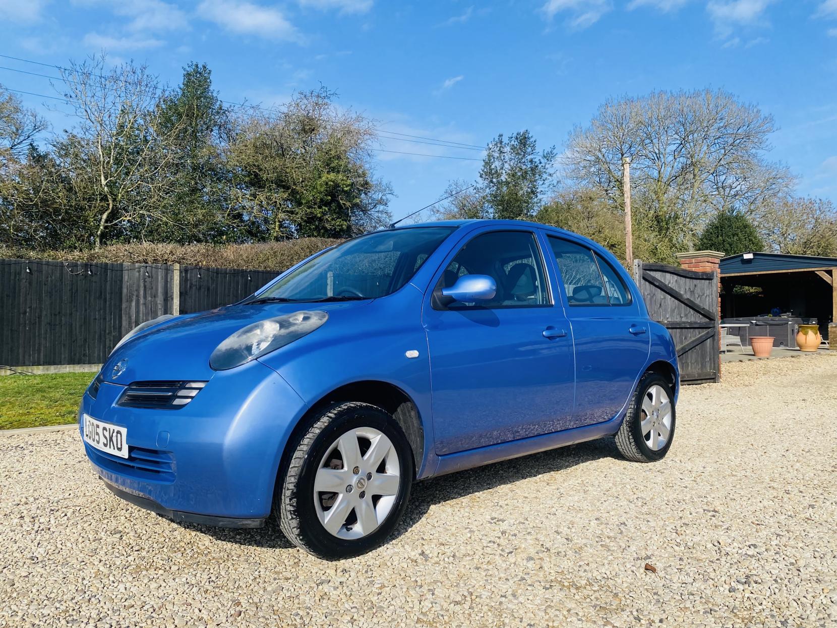 Nissan Micra 1.2 16v URBIS Hatchback 5dr Petrol Automatic (161 g/km, 79 bhp)