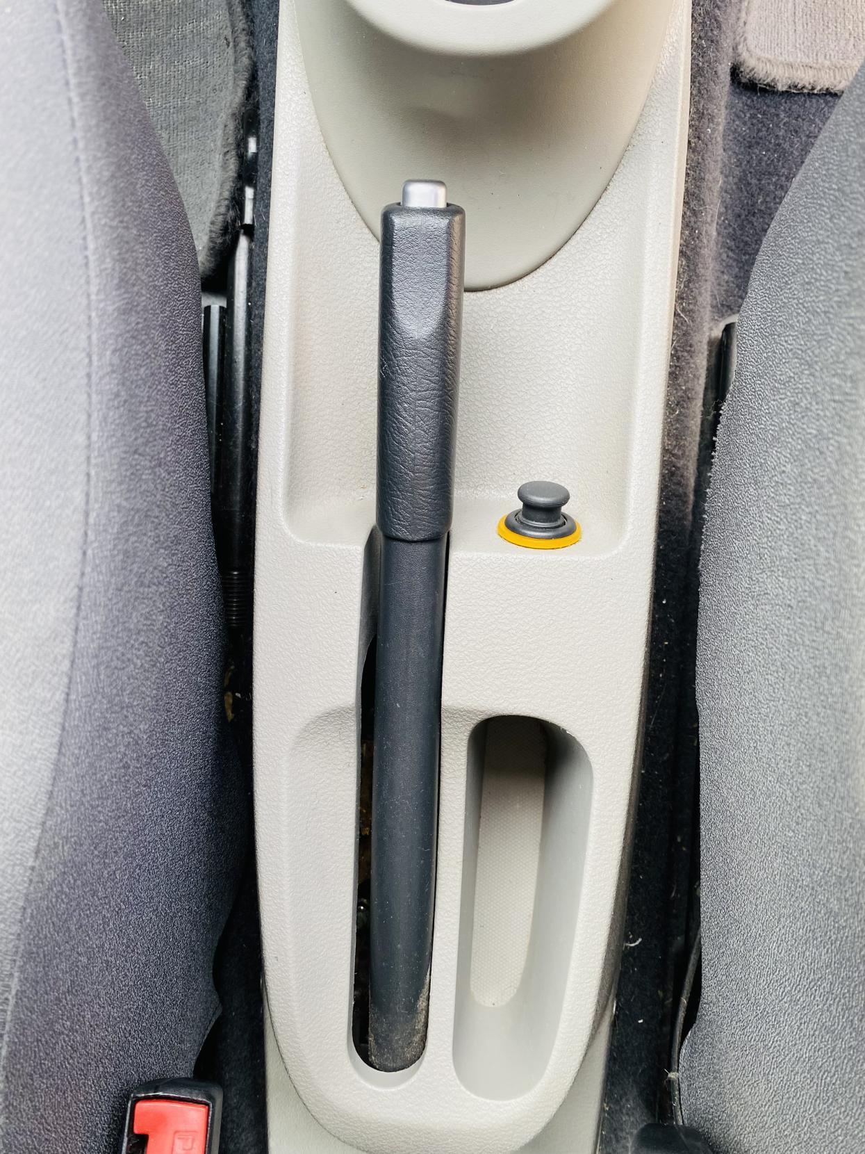 Renault Modus 1.6 16v Dynamique Hatchback 5dr Petrol Automatic (185 g/km, 110 bhp)
