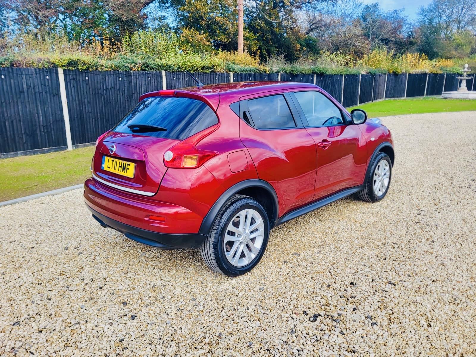 Nissan Juke 1.6 Tekna SUV 5dr Petrol Manual Euro 5 (117 ps)