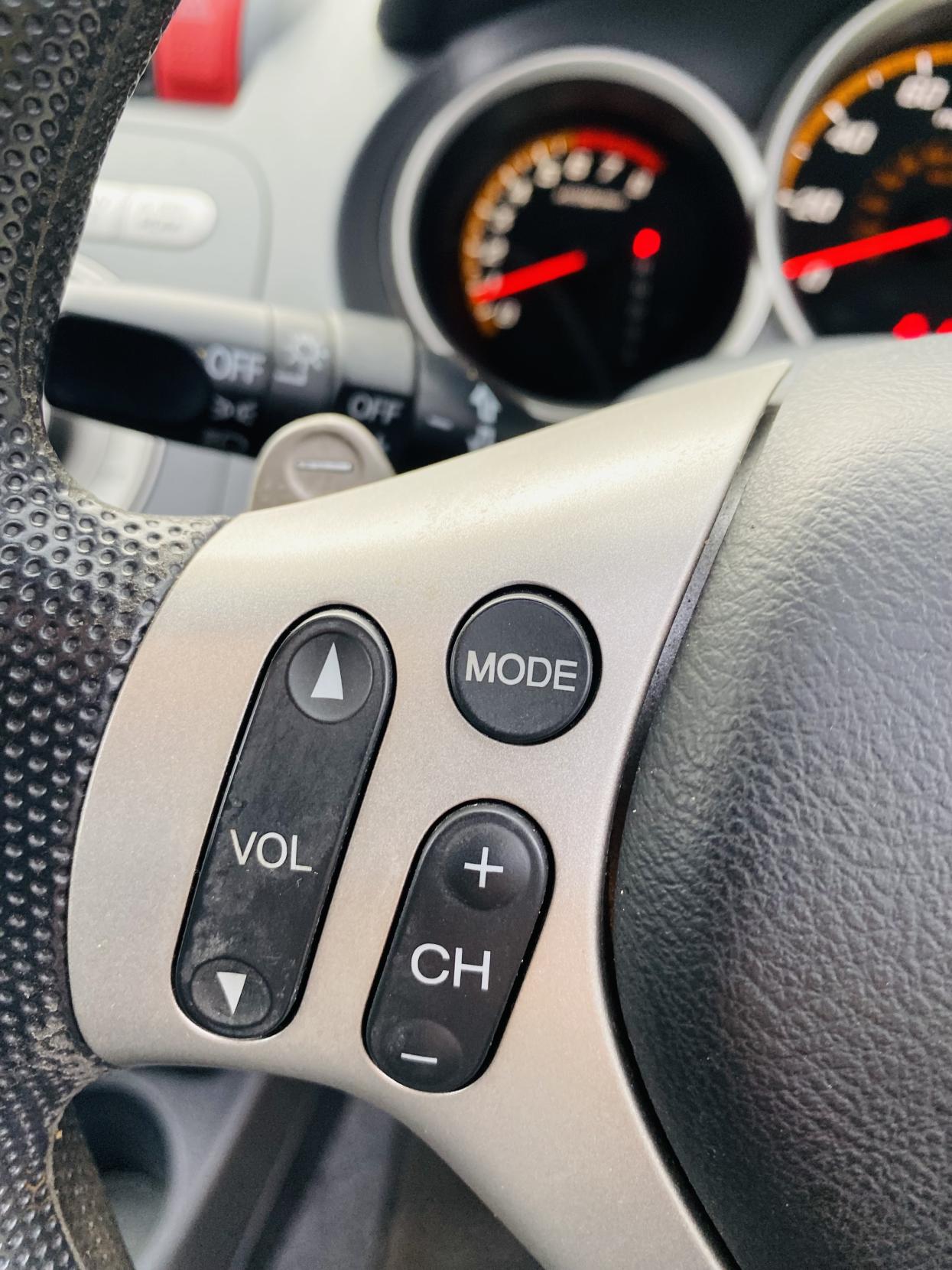 Honda Jazz 1.4 i-DSI SE Hatchback 5dr Petrol CVT-7 (139 g/km, 82 bhp)