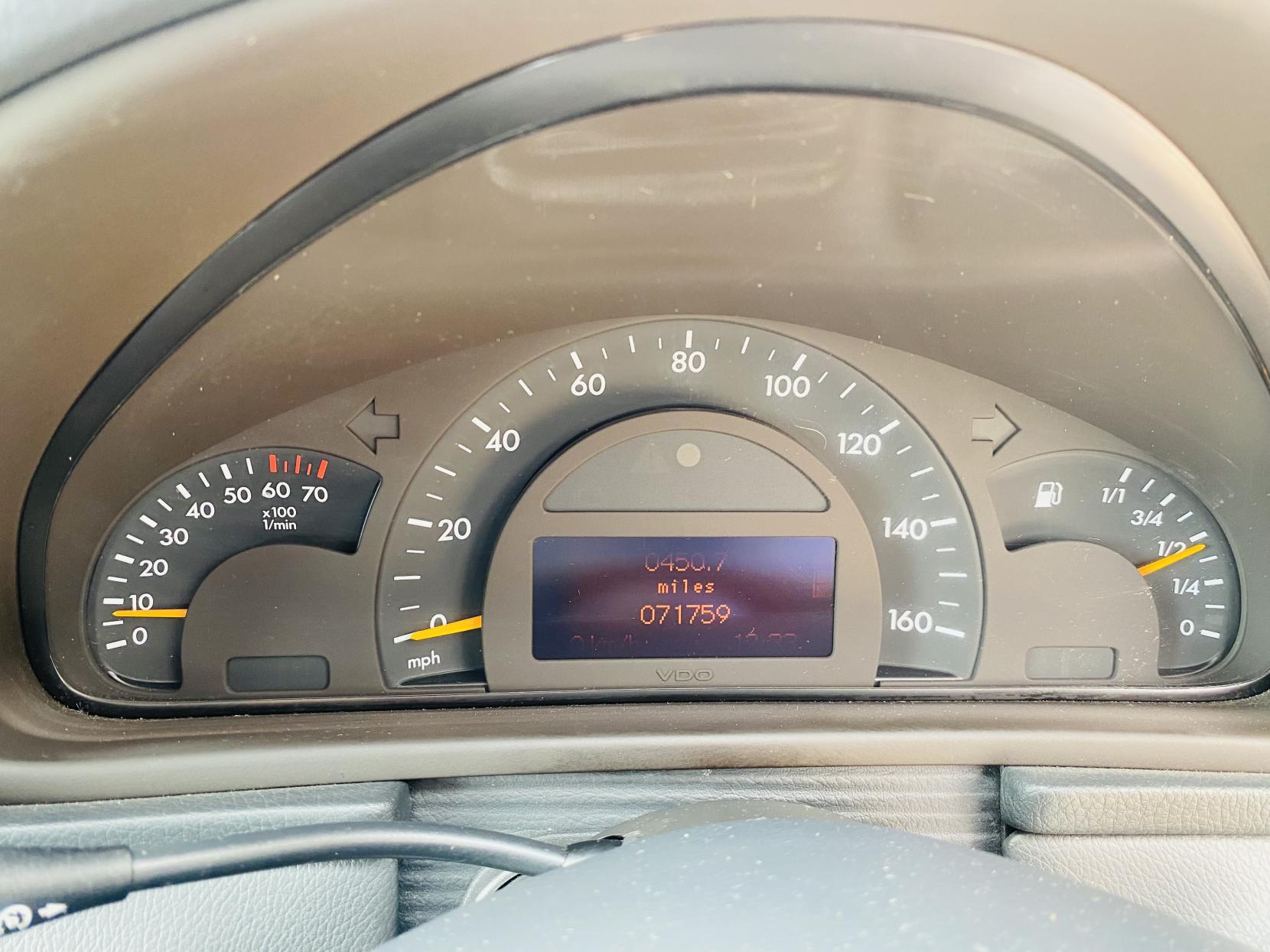 Mercedes-Benz C Class 1.8 C180 Kompressor Avantgarde SE Saloon 4dr Petrol Automatic (202 g/km, 143 bhp)
