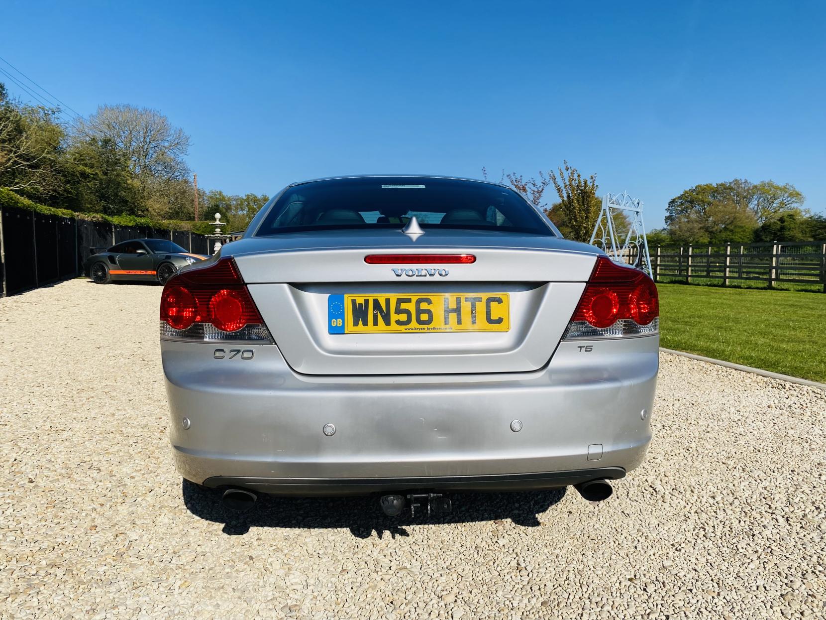 Volvo C70 2.5 T5 SE Lux Convertible 2dr Petrol Manual (217 g/km, 220 bhp)