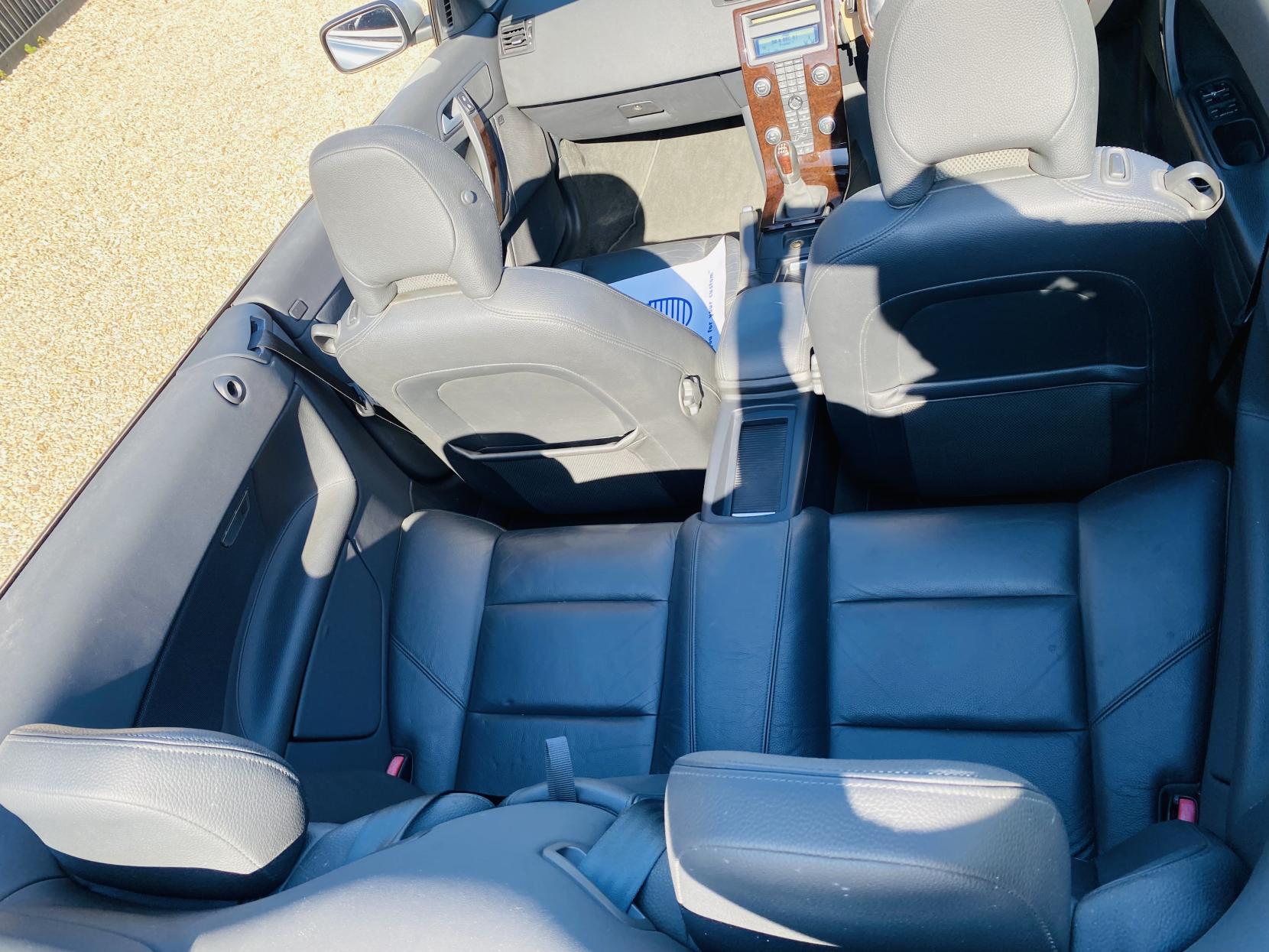 Volvo C70 2.5 T5 SE Lux Convertible 2dr Petrol Manual (217 g/km, 220 bhp)