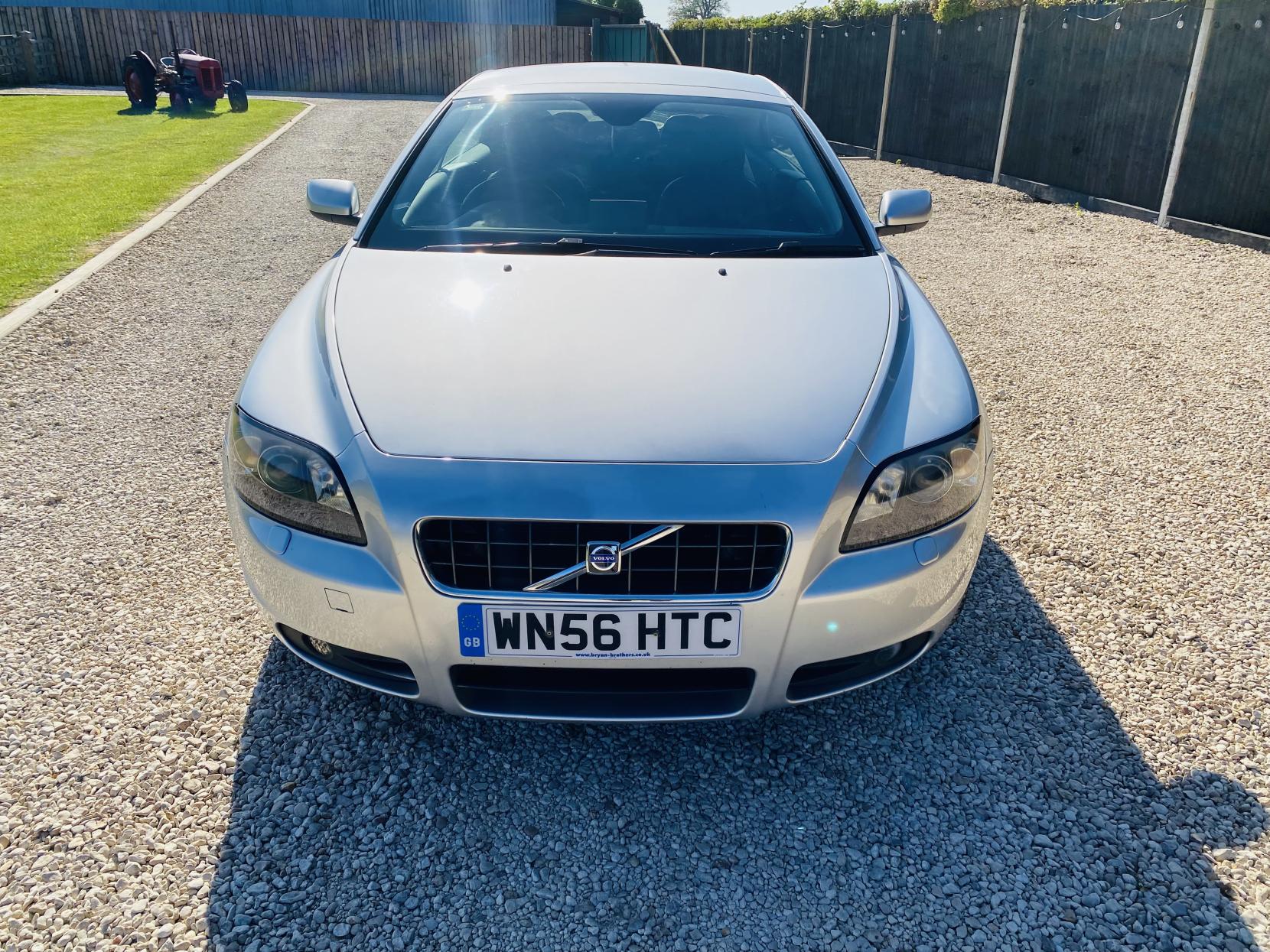 Volvo C70 2.5 T5 SE Lux Convertible 2dr Petrol Manual (217 g/km, 220 bhp)