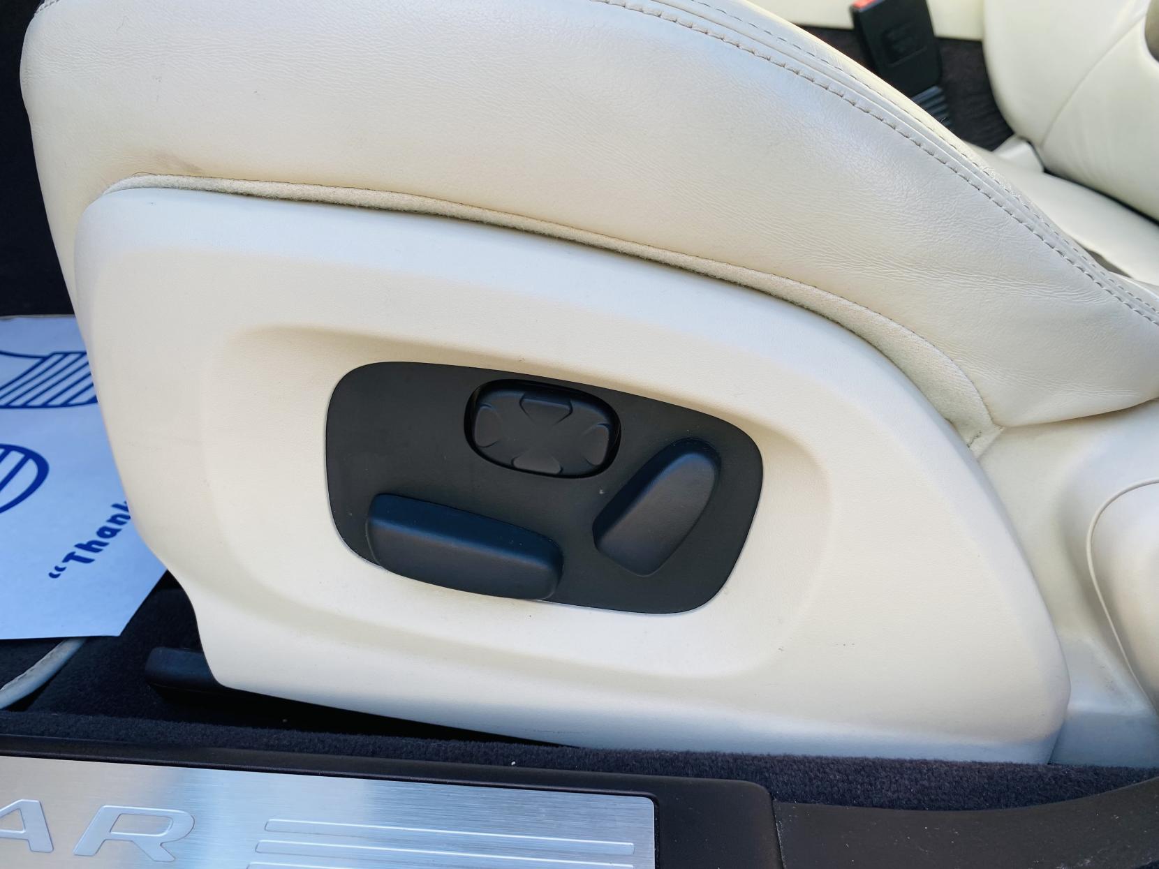 Jaguar XF 2.2d Portfolio Saloon 4dr Diesel Auto Euro 5 (s/s) (200 ps)