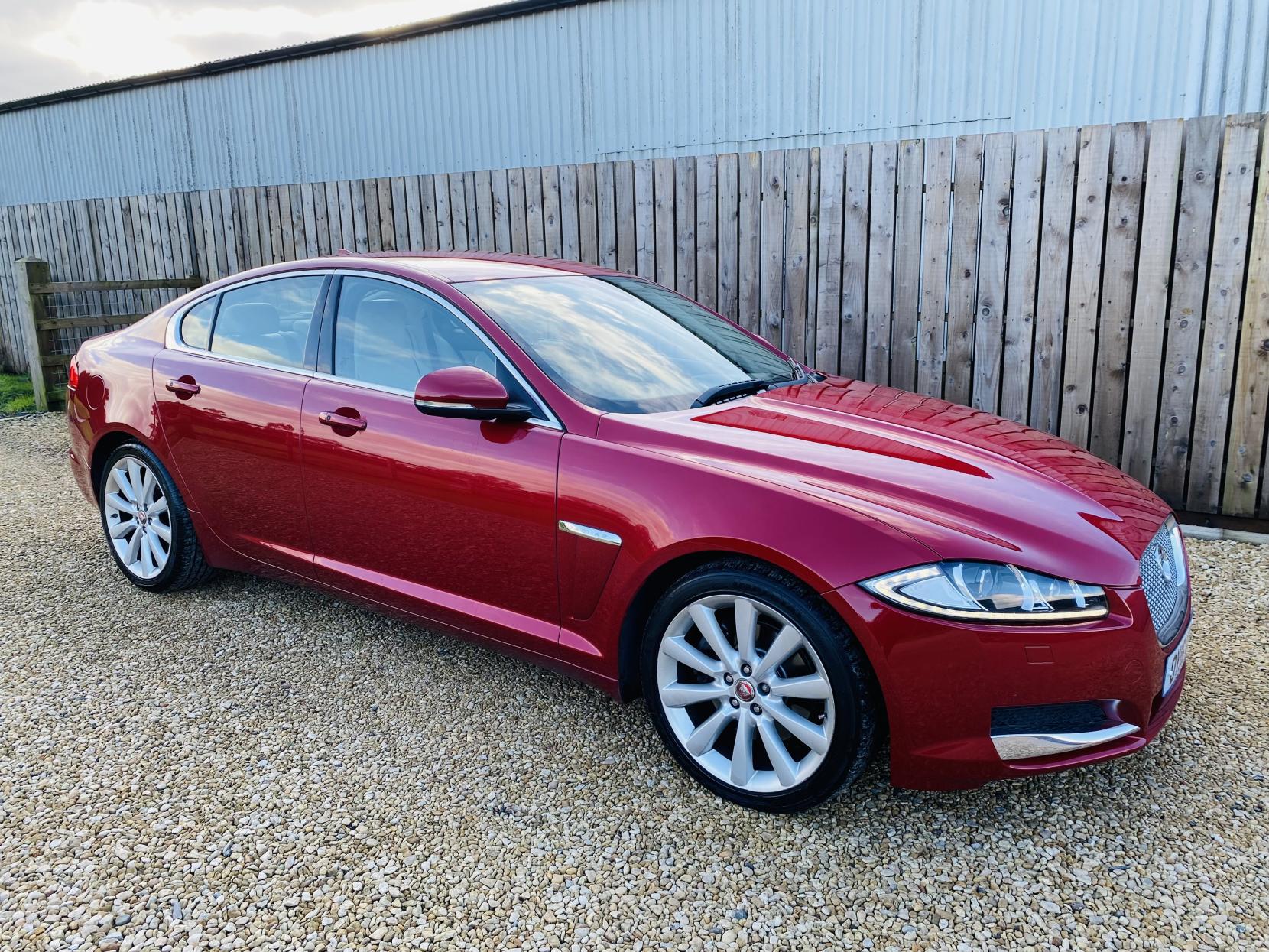 Jaguar XF 2.2d Portfolio Saloon 4dr Diesel Auto Euro 5 (s/s) (200 ps)