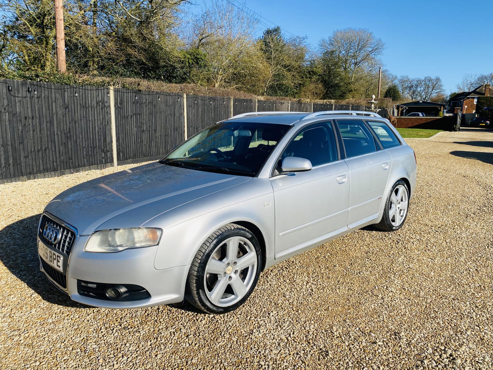 Audi A4 Avant 3.0 TDI S line Estate 5dr Diesel Manual quattro (212 g/km, 215 bhp)