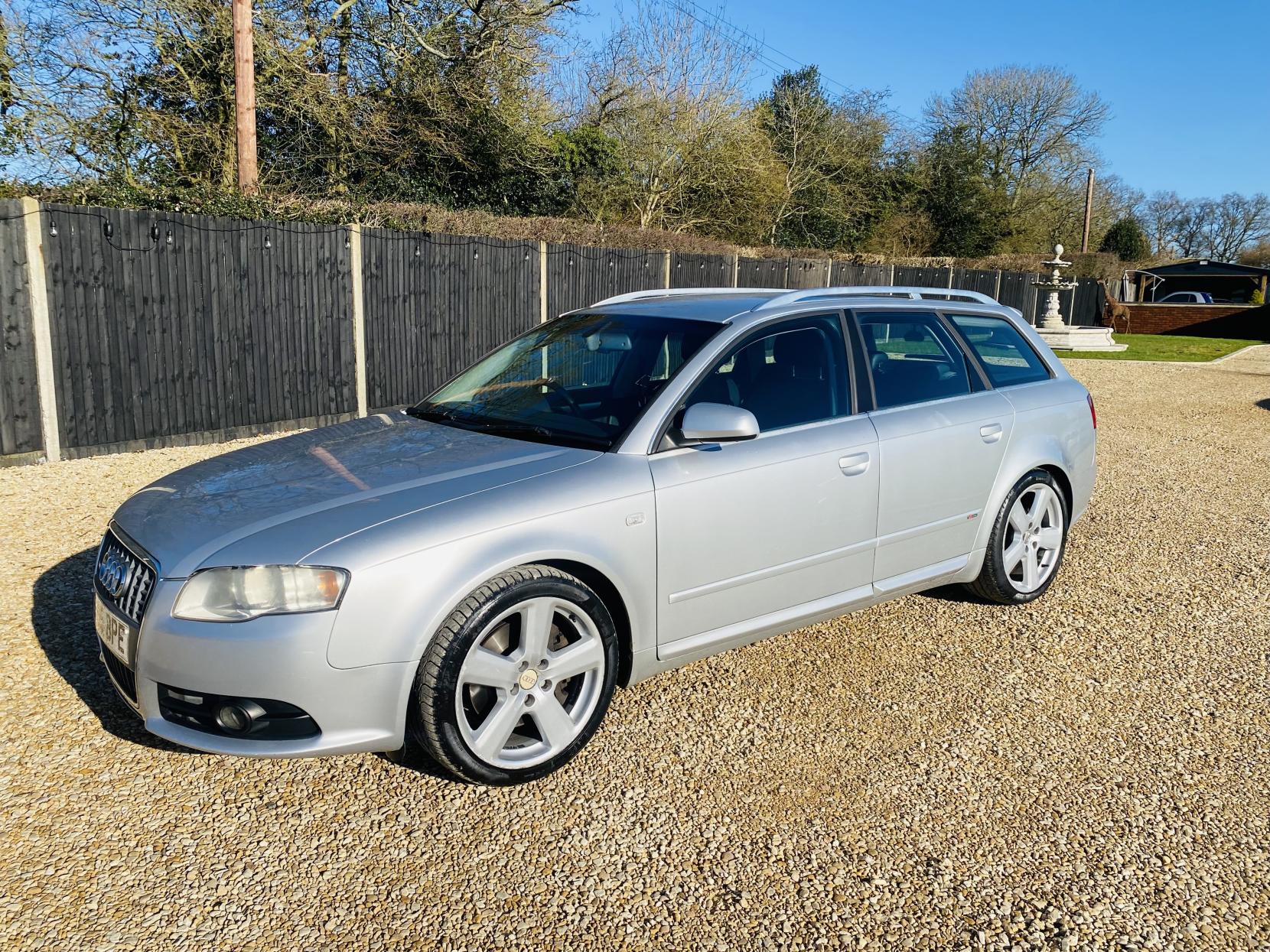 Audi A4 Avant 3.0 TDI S line Estate 5dr Diesel Manual quattro (212 g/km, 215 bhp)