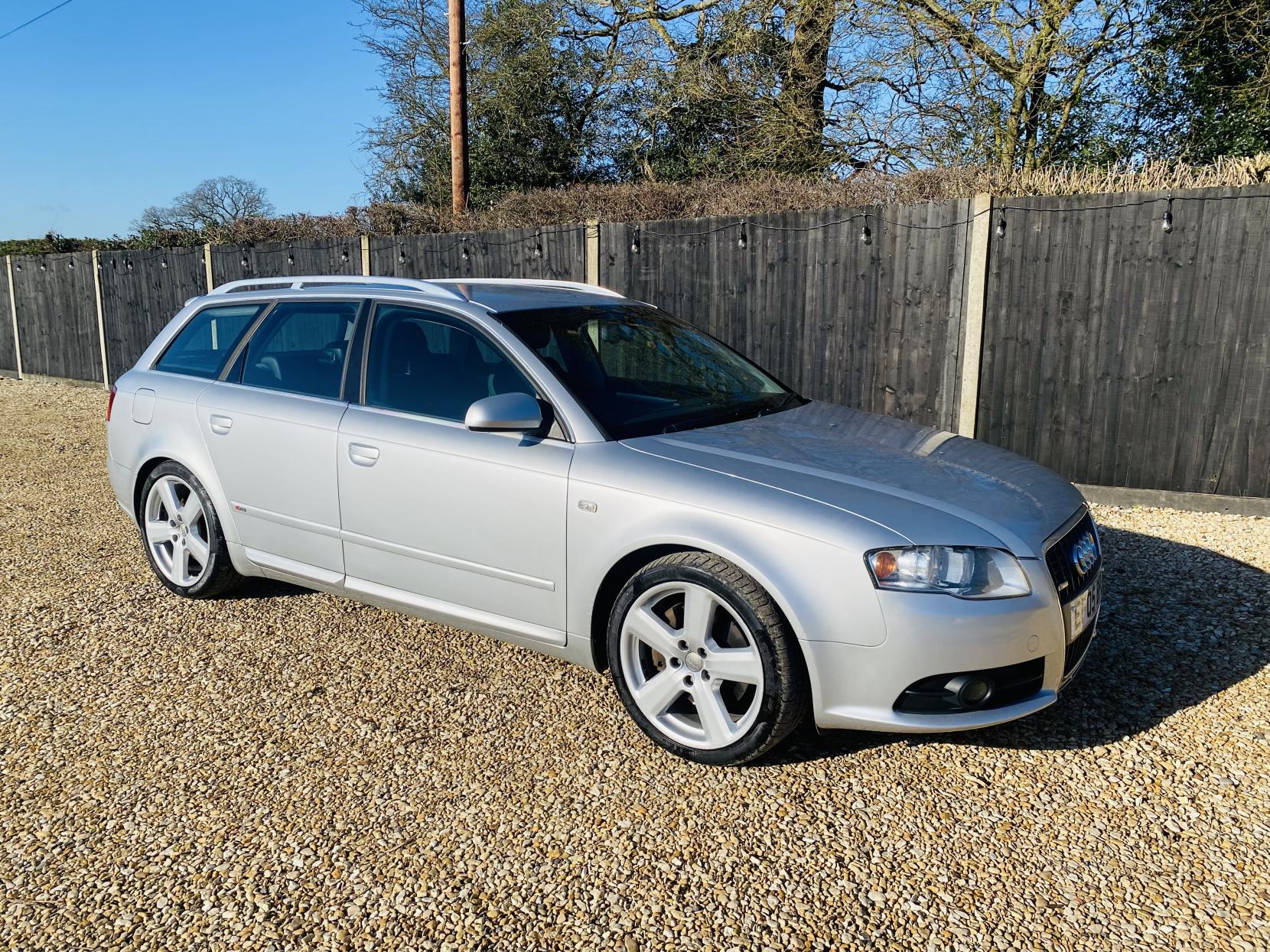 Audi A4 Avant 3.0 TDI S line Estate 5dr Diesel Manual quattro (212 g/km, 215 bhp)