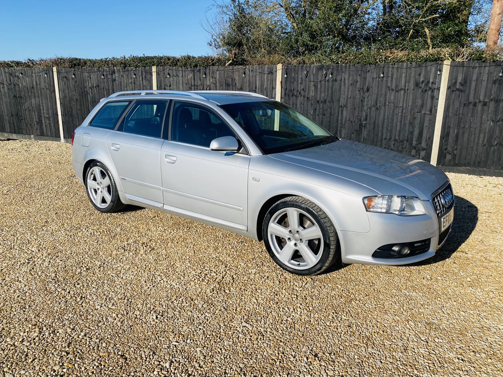 Audi A4 Avant 3.0 TDI S line Estate 5dr Diesel Manual quattro (212 g/km, 215 bhp)