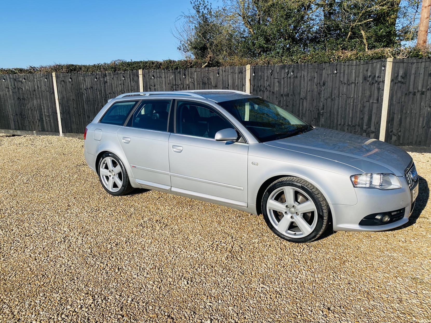 Audi A4 Avant 3.0 TDI S line Estate 5dr Diesel Manual quattro (212 g/km, 215 bhp)