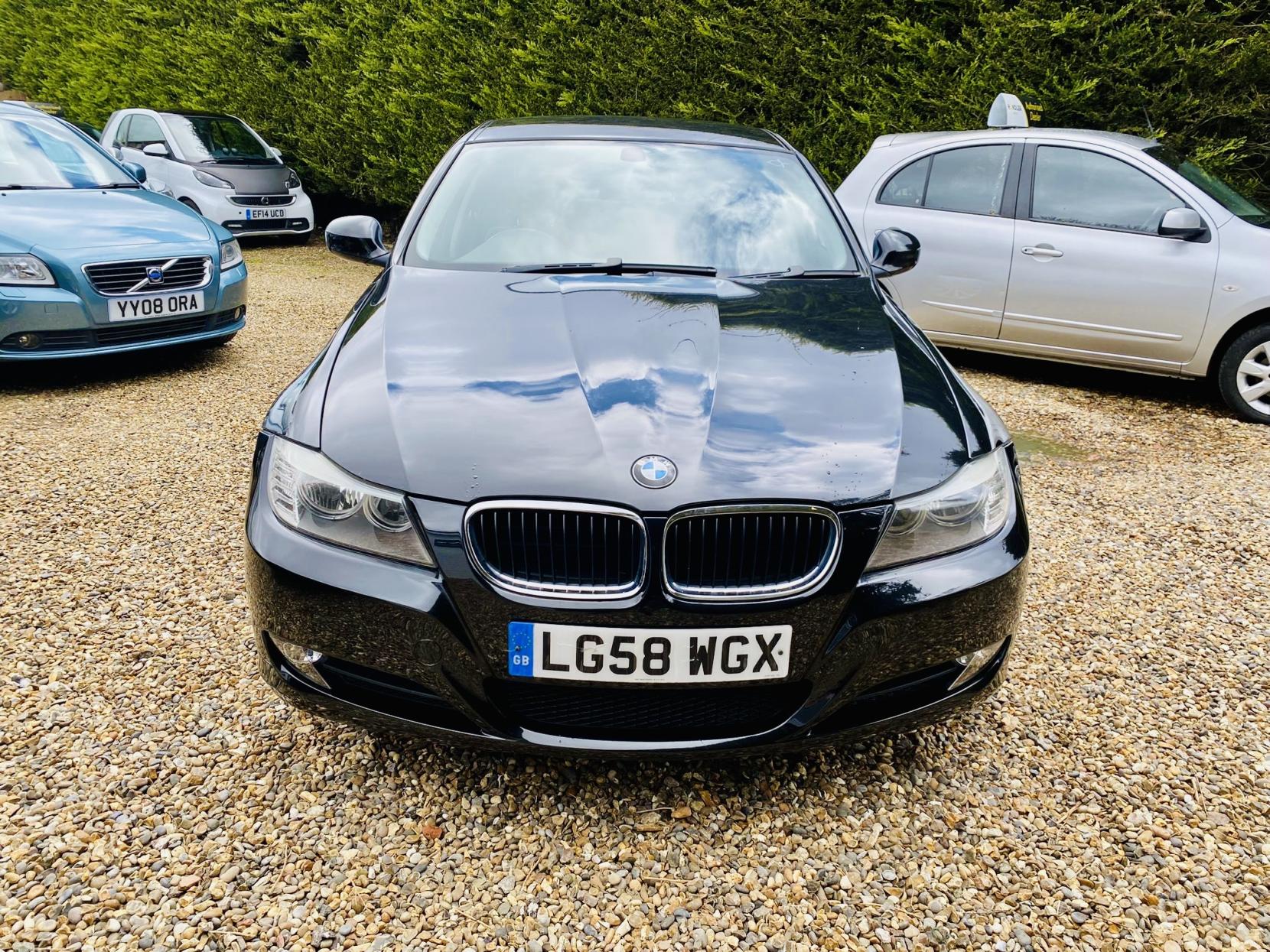 BMW 3 Series 2.0 318i SE Saloon 4dr Petrol Auto Euro 4 (143 ps)