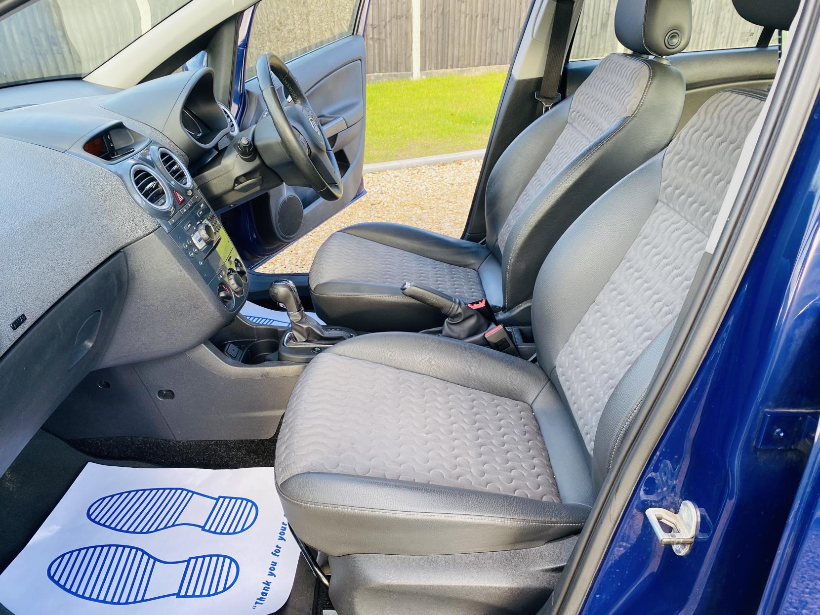 Vauxhall Corsa 1.4 16V SE Hatchback 5dr Petrol Auto Euro 5 (100 ps)