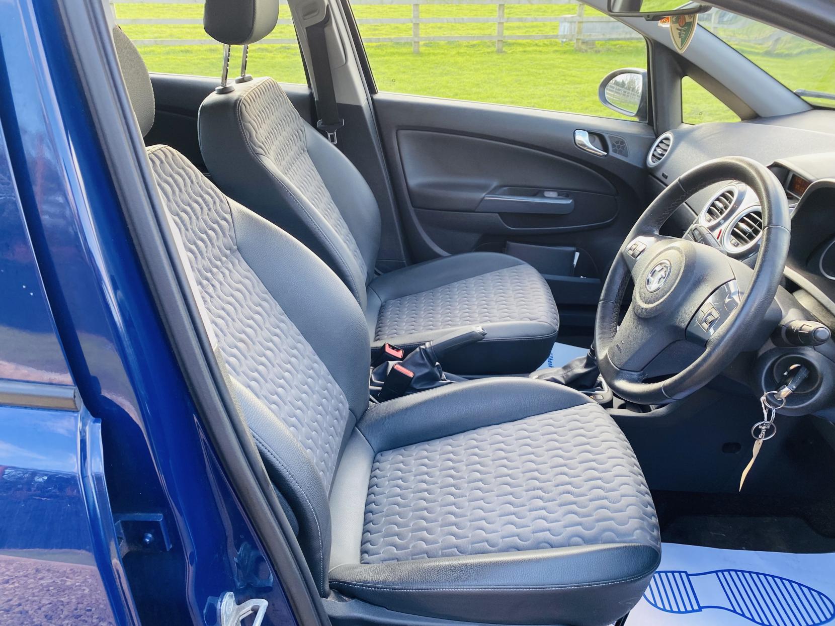 Vauxhall Corsa 1.4 16V SE Hatchback 5dr Petrol Auto Euro 5 (100 ps)