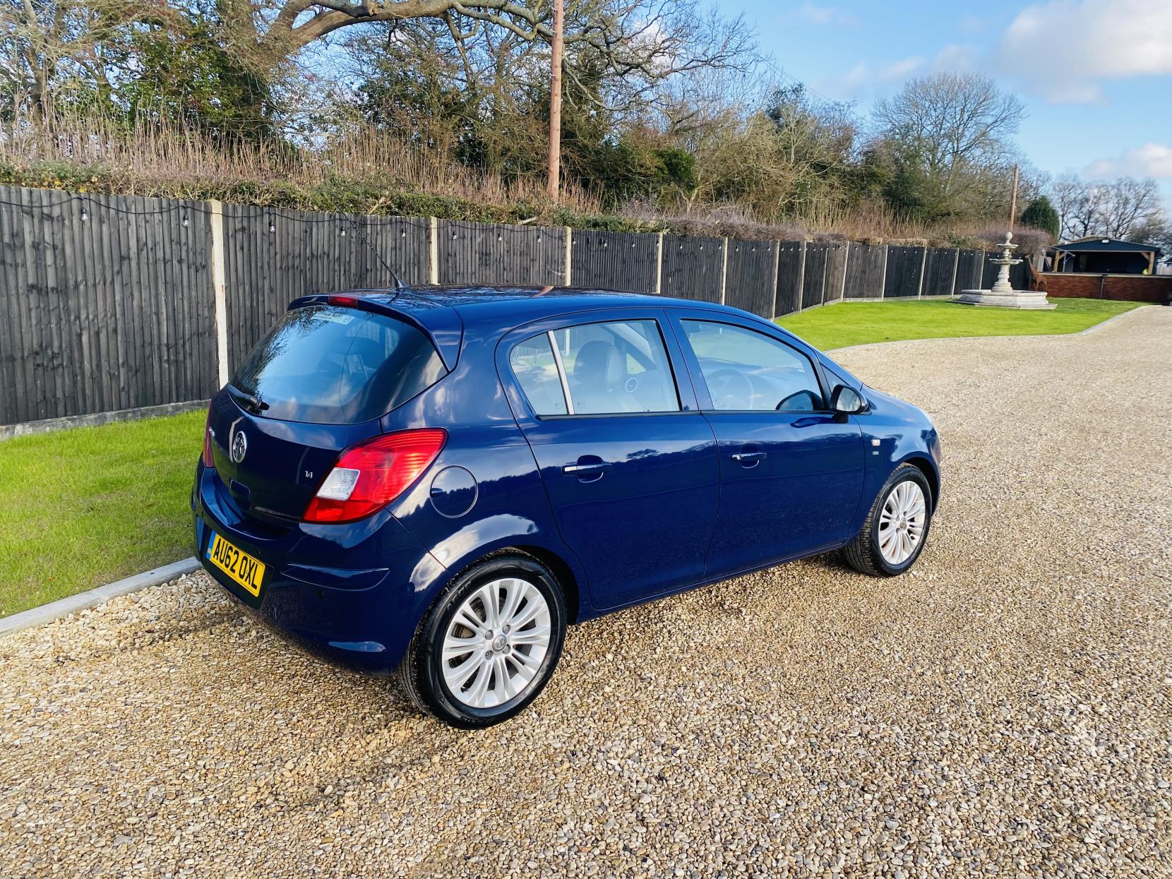 Vauxhall Corsa 1.4 16V SE Hatchback 5dr Petrol Auto Euro 5 (100 ps)