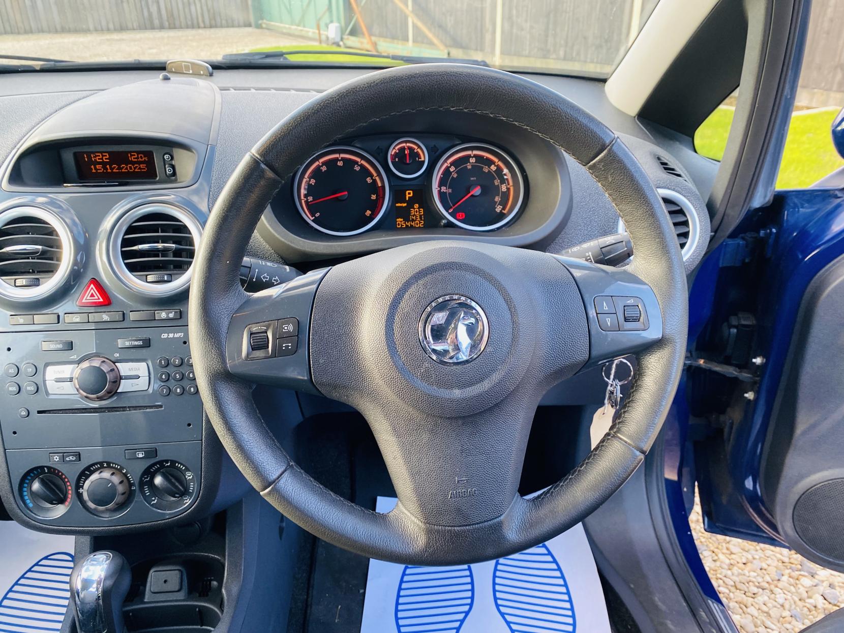 Vauxhall Corsa 1.4 16V SE Hatchback 5dr Petrol Auto Euro 5 (100 ps)