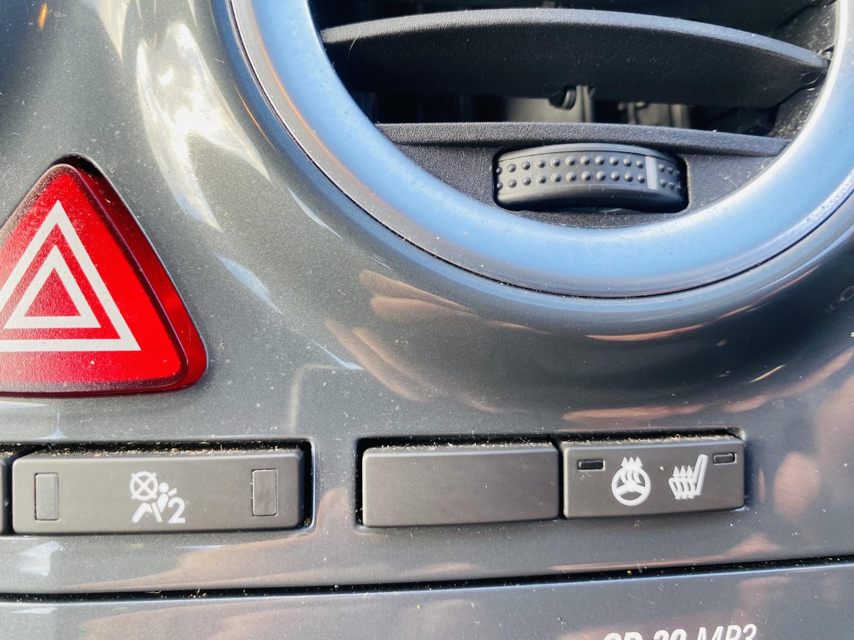 Vauxhall Corsa 1.4 16V SE Hatchback 5dr Petrol Auto Euro 5 (100 ps)