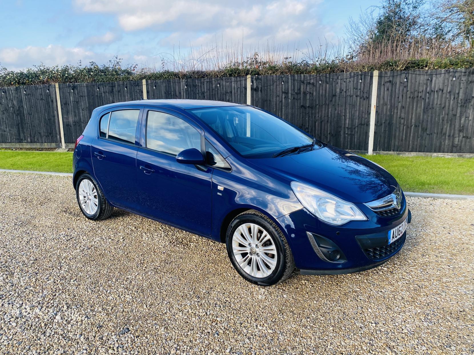 Vauxhall Corsa 1.4 16V SE Hatchback 5dr Petrol Auto Euro 5 (100 ps)