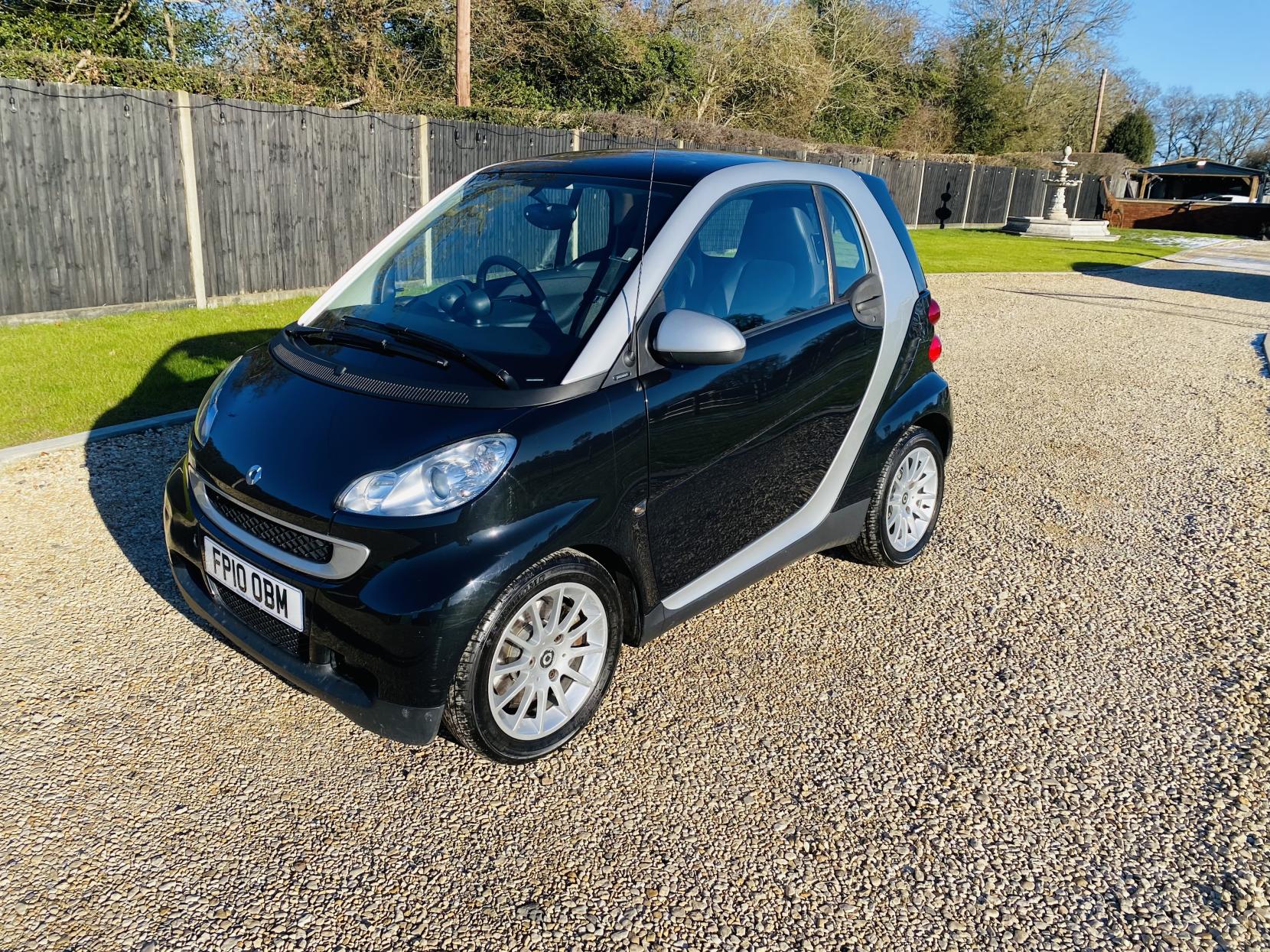 Smart fortwo 1.0 MHD Passion Coupe 2dr Petrol SoftTouch Euro 5 (s/s) (71 bhp)