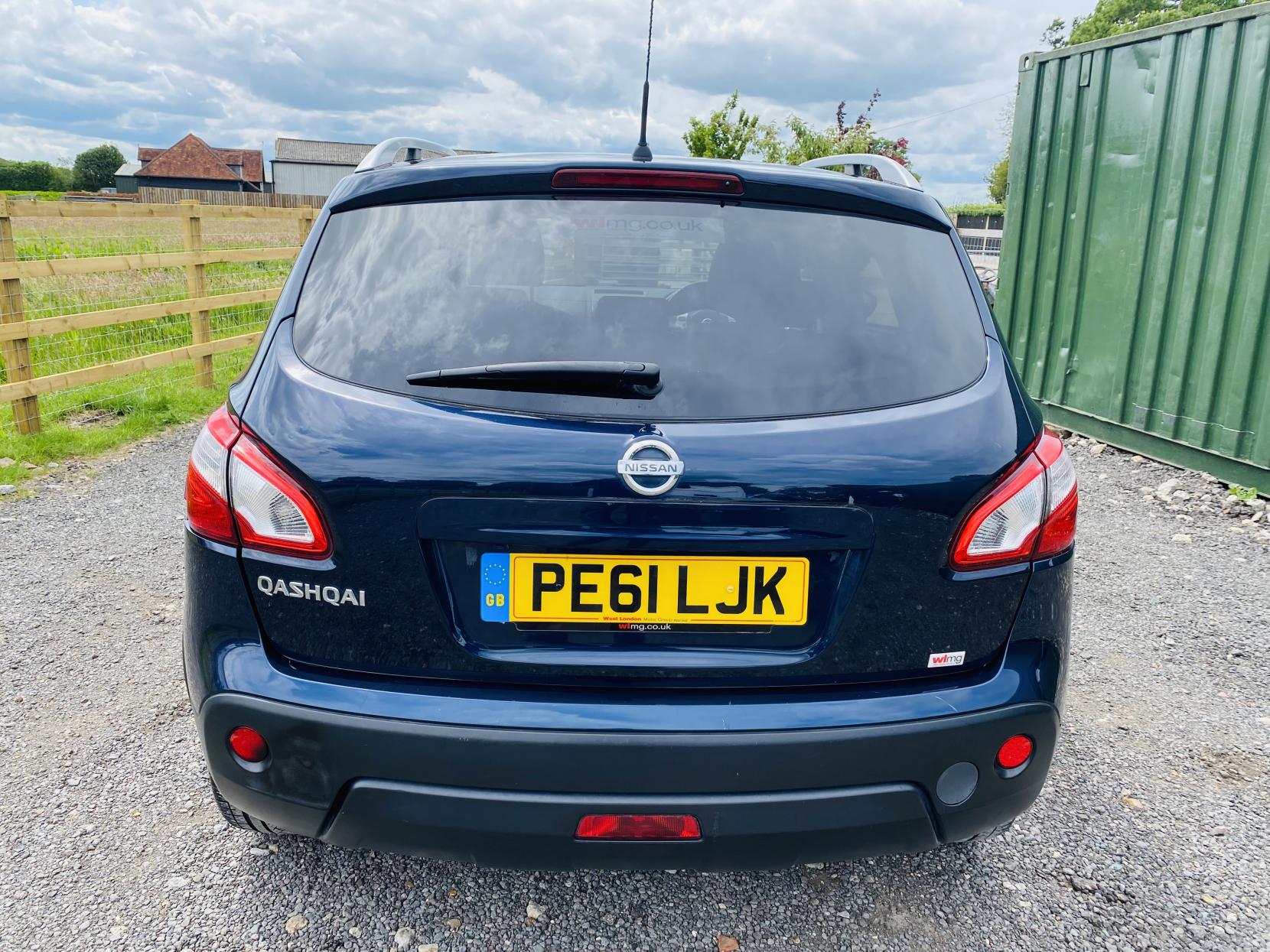 Nissan Qashqai 1.6 n-tec SUV 5dr Petrol Manual 2WD Euro 5 (117 ps)