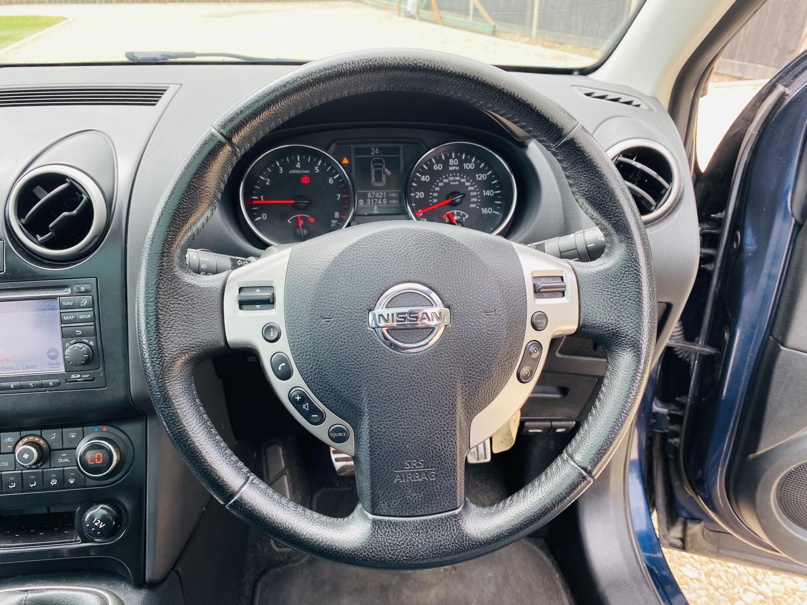 Nissan Qashqai 1.6 n-tec SUV 5dr Petrol Manual 2WD Euro 5 (117 ps)