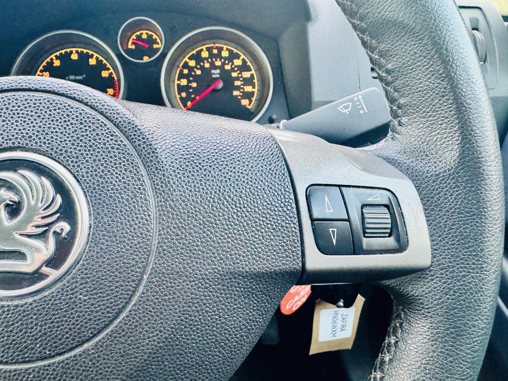 Vauxhall Zafira 1.6 Active MPV 5dr Petrol Manual Euro 4 (105 ps)