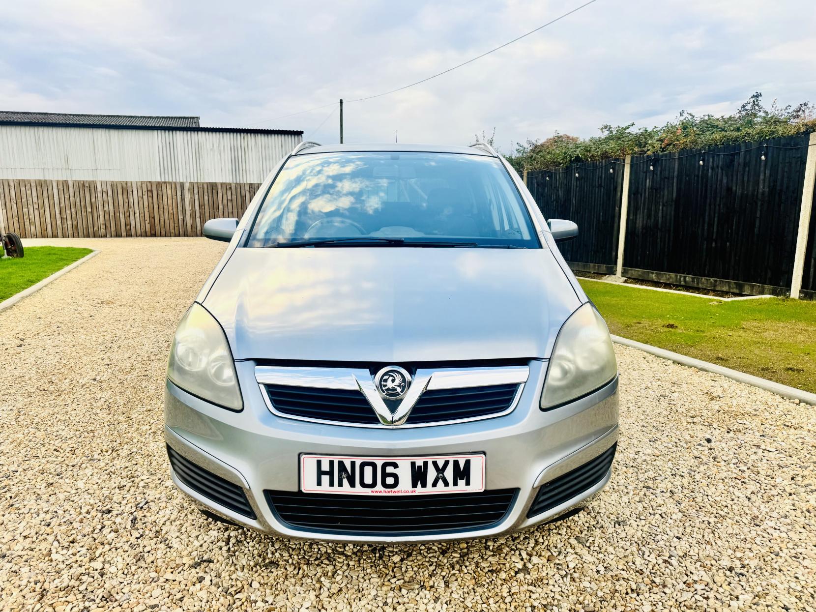Vauxhall Zafira 1.6 Active MPV 5dr Petrol Manual Euro 4 (105 ps)