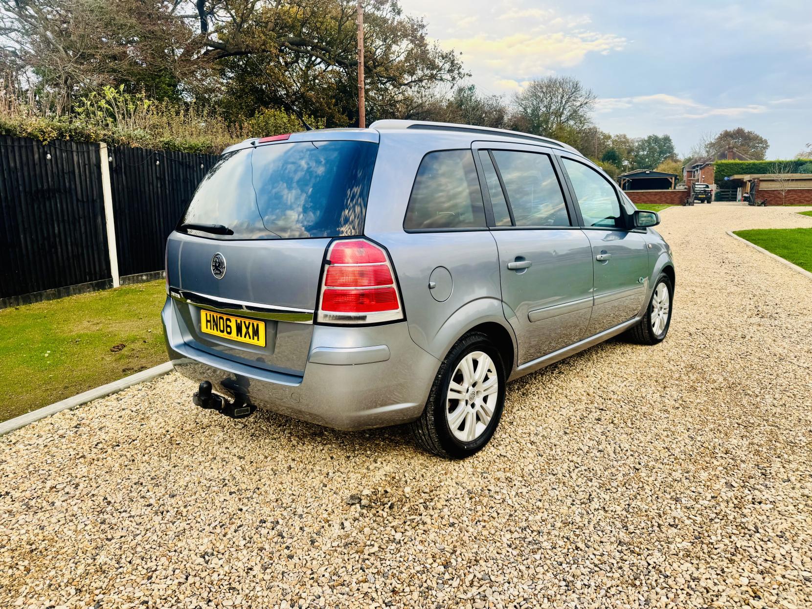 Vauxhall Zafira 1.6 Active MPV 5dr Petrol Manual Euro 4 (105 ps)