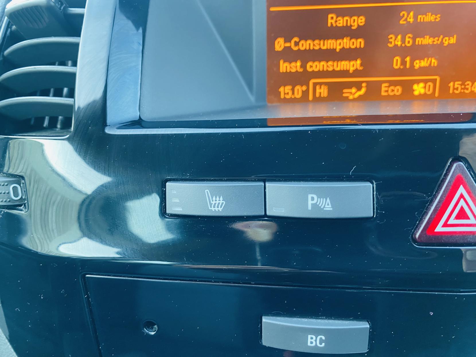 Vauxhall Zafira 1.6 16V Design MPV 5dr Petrol Manual Euro 5 (SNav) (115 ps)