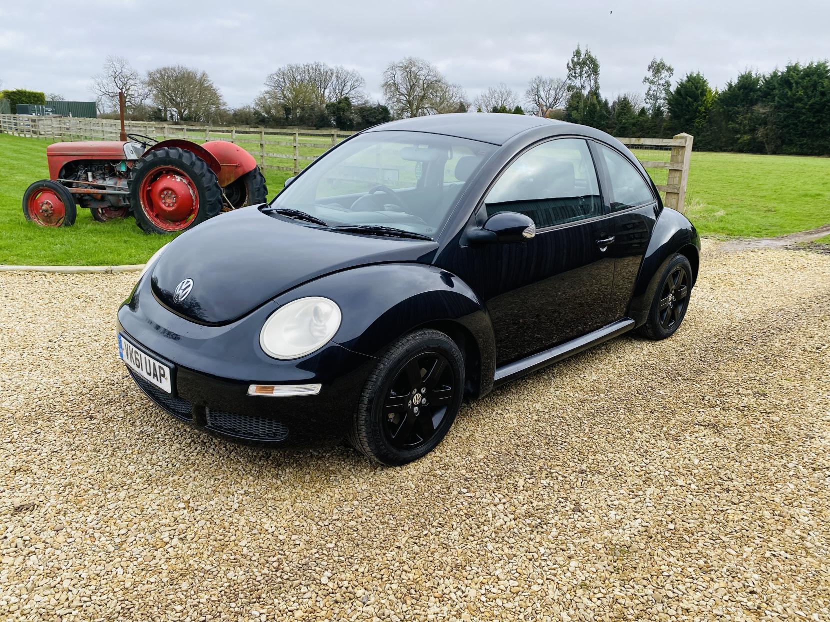 Volkswagen Beetle 1.6 Hatchback 3dr Petrol Manual Euro 4 (102 ps)