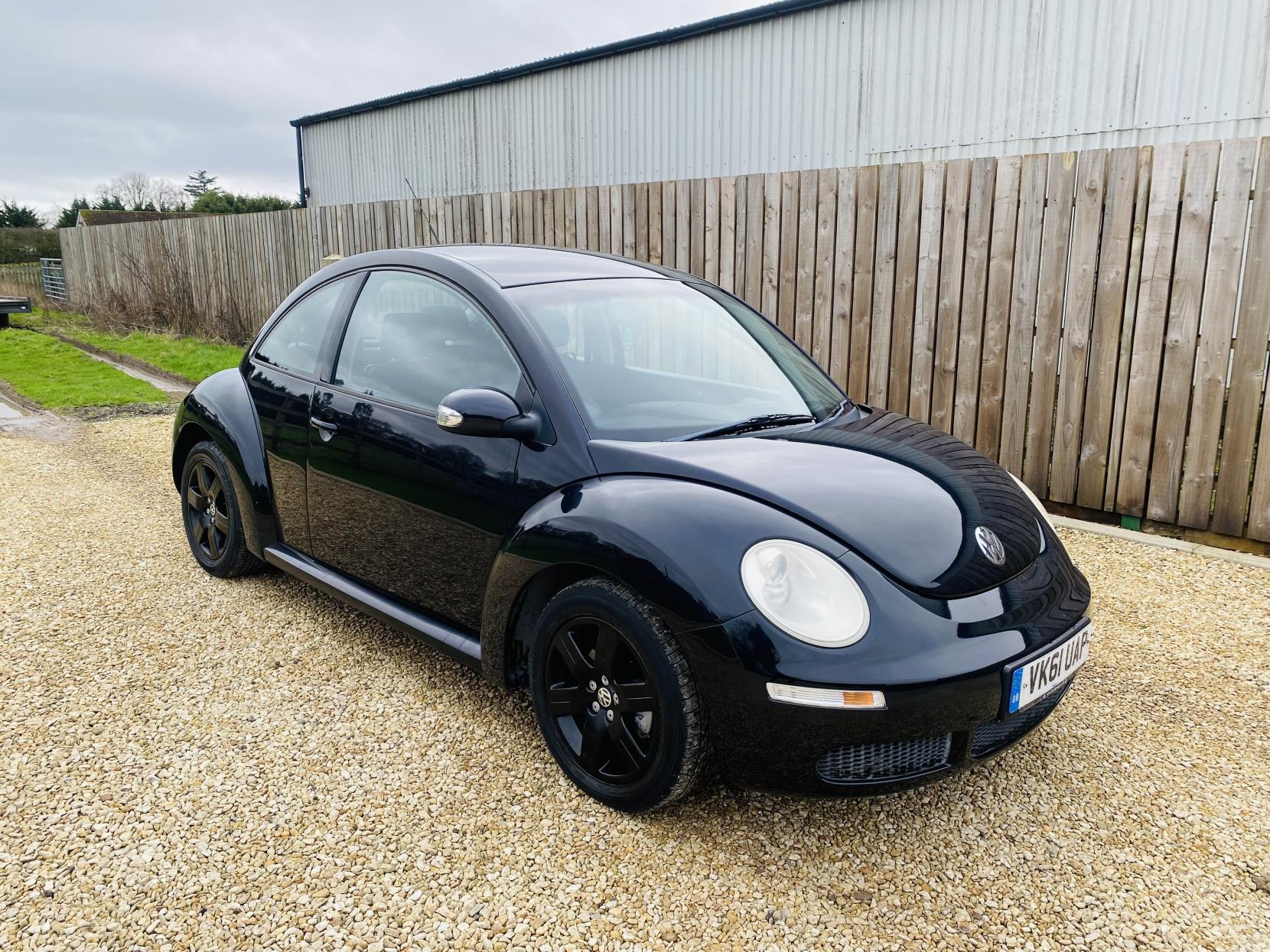 Volkswagen Beetle 1.6 Hatchback 3dr Petrol Manual Euro 4 (102 ps)