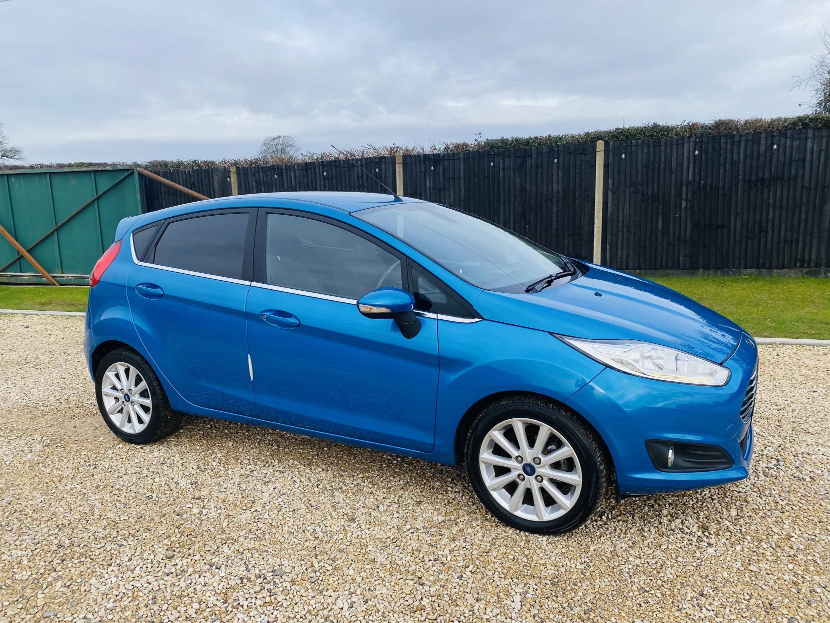 Ford Fiesta 1.0T EcoBoost Titanium Hatchback 5dr Petrol Manual Euro 6 (s/s) (125 ps)
