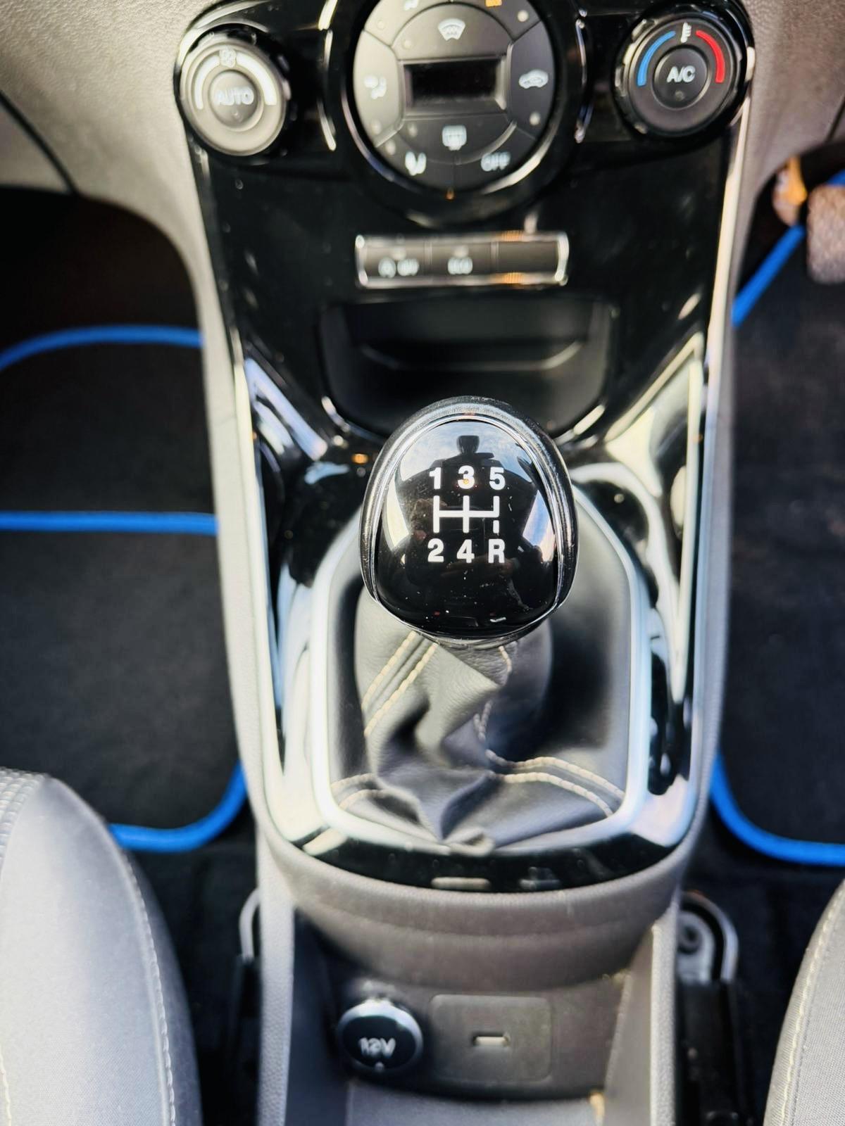 Ford Fiesta 1.0T EcoBoost Titanium Hatchback 5dr Petrol Manual Euro 6 (s/s) (125 ps)