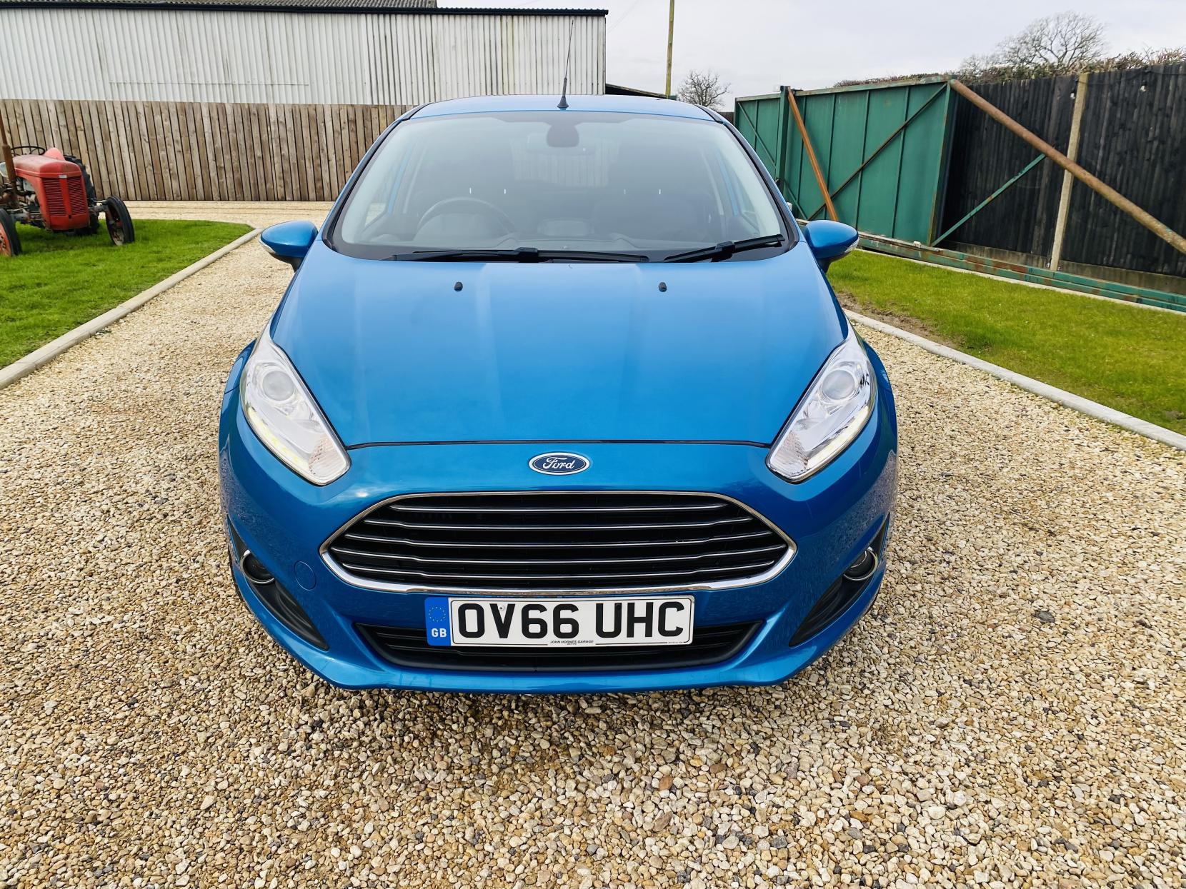 Ford Fiesta 1.0T EcoBoost Titanium Hatchback 5dr Petrol Manual Euro 6 (s/s) (125 ps)