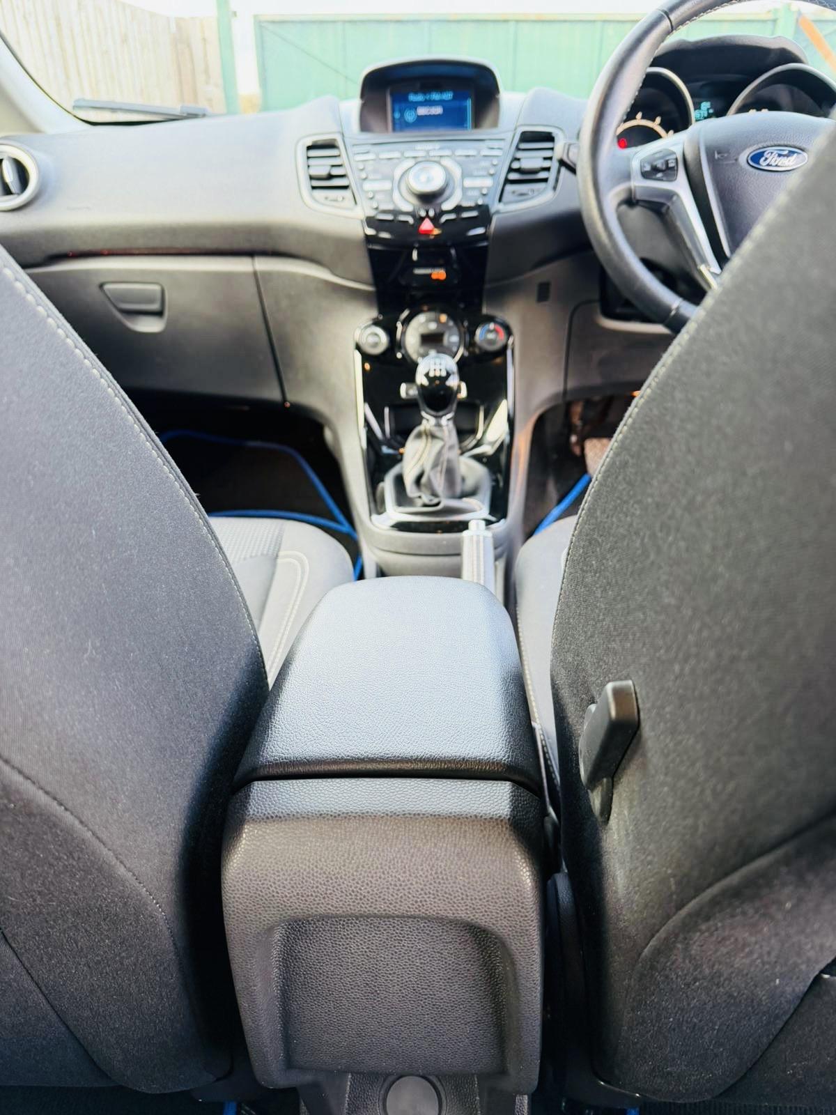 Ford Fiesta 1.0T EcoBoost Titanium Hatchback 5dr Petrol Manual Euro 6 (s/s) (125 ps)