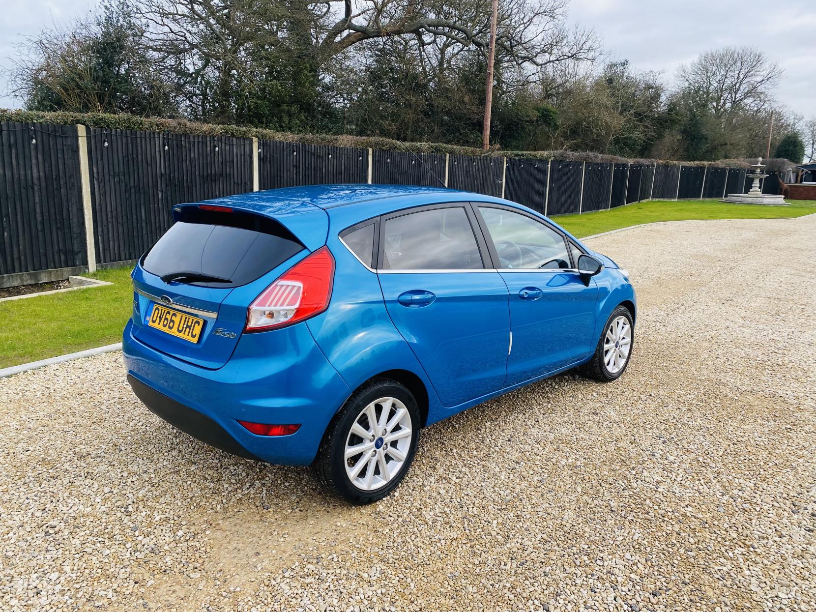 Ford Fiesta 1.0T EcoBoost Titanium Hatchback 5dr Petrol Manual Euro 6 (s/s) (125 ps)