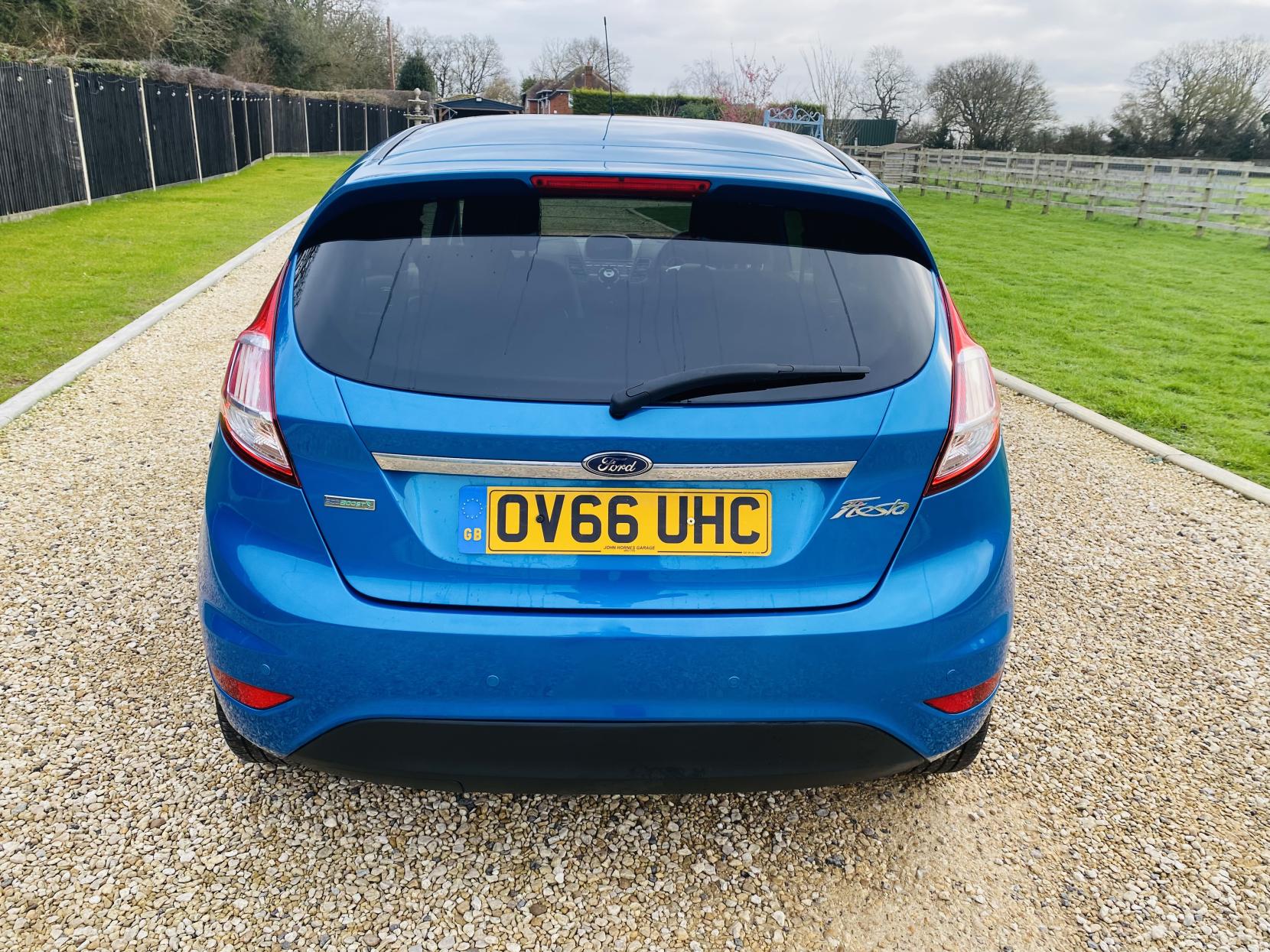 Ford Fiesta 1.0T EcoBoost Titanium Hatchback 5dr Petrol Manual Euro 6 (s/s) (125 ps)