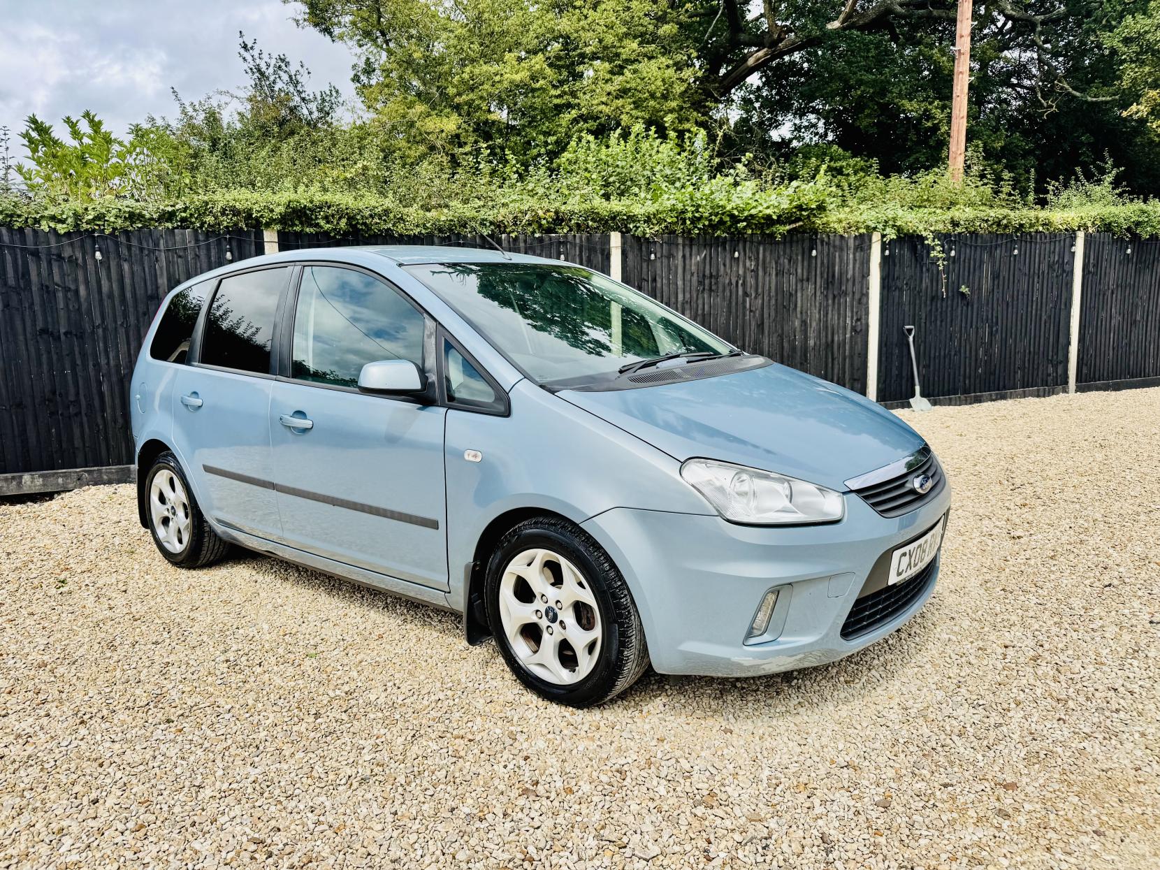 Ford C-Max 2.0 Zetec MPV 5dr Petrol Automatic (194 g/km, 143 bhp)