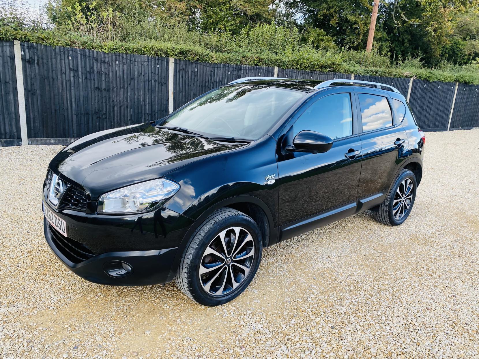 Nissan Qashqai 1.6 n-tec+ SUV 5dr Petrol CVT 2WD Euro 5 (117 ps)
