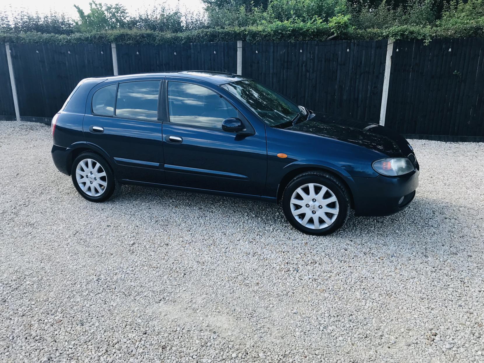 Nissan Almera 1.8 SVE Hatchback 5dr Petrol Automatic (187 g/km, 114 bhp)