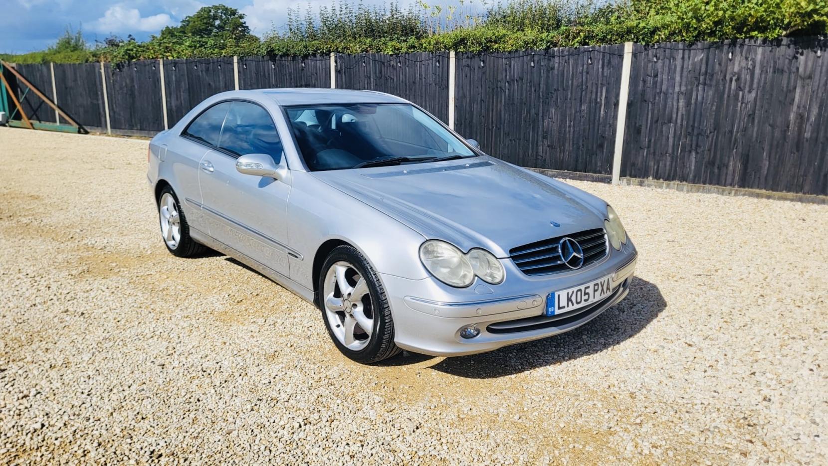 Mercedes-Benz CLK 2.6 CLK240 Avantgarde Coupe 2dr Petrol Automatic (250 g/km, 170 bhp)