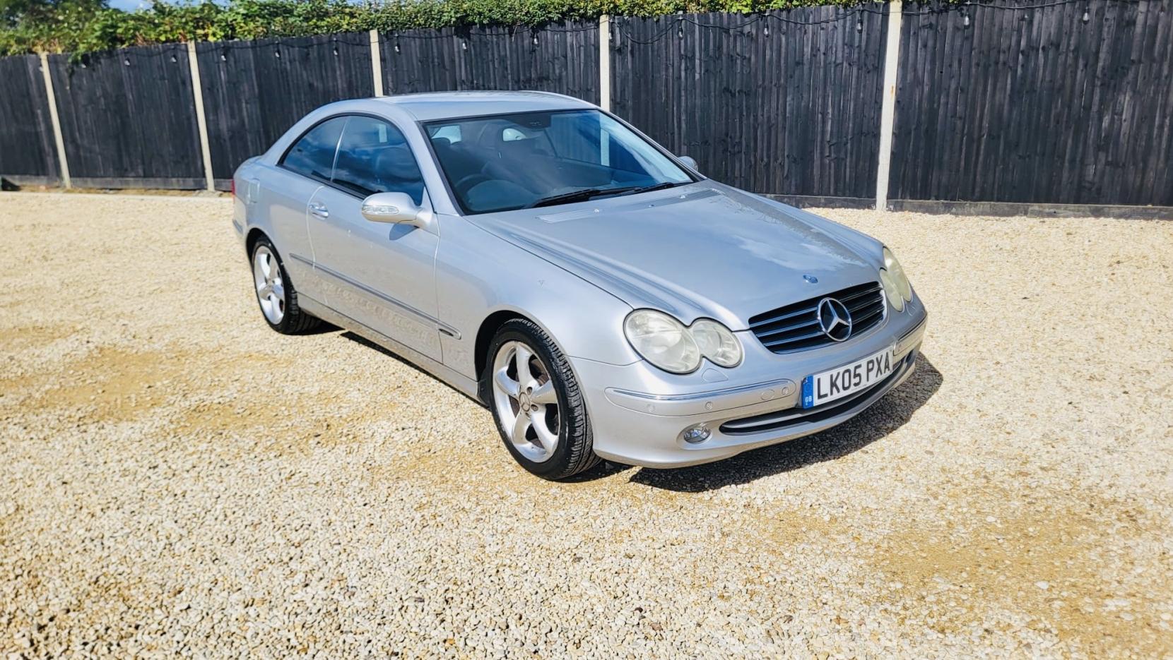 Mercedes-Benz CLK 2.6 CLK240 Avantgarde Coupe 2dr Petrol Automatic (250 g/km, 170 bhp)