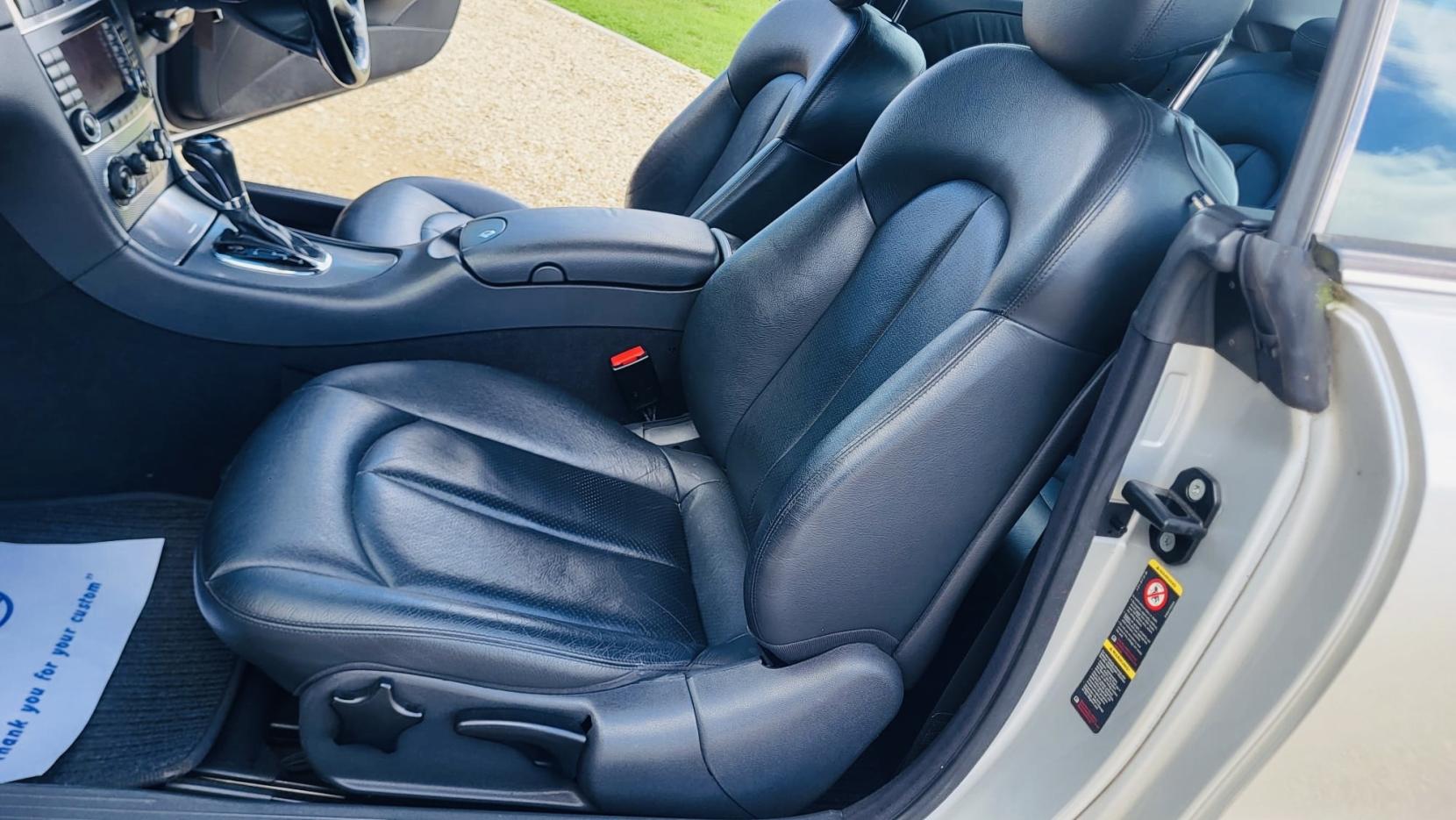 Mercedes-Benz CLK 2.6 CLK240 Avantgarde Coupe 2dr Petrol Automatic (250 g/km, 170 bhp)