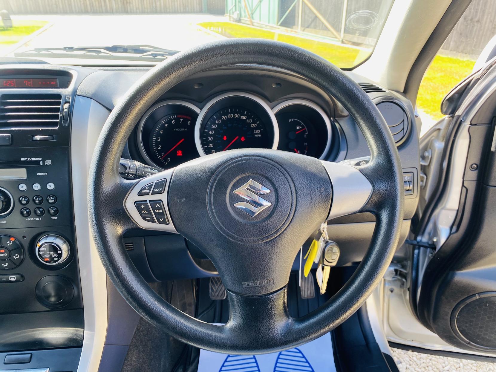 Suzuki Grand Vitara 1.6 VVT + SUV 3dr Petrol Manual 4WD Euro 4 (106 ps)