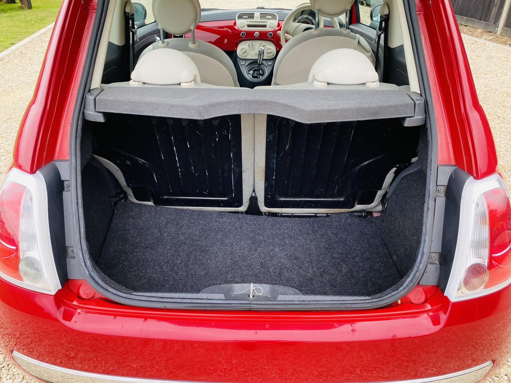 Fiat 500 1.2 Lounge Hatchback 3dr Petrol Dualogic Euro 4 (69 bhp)