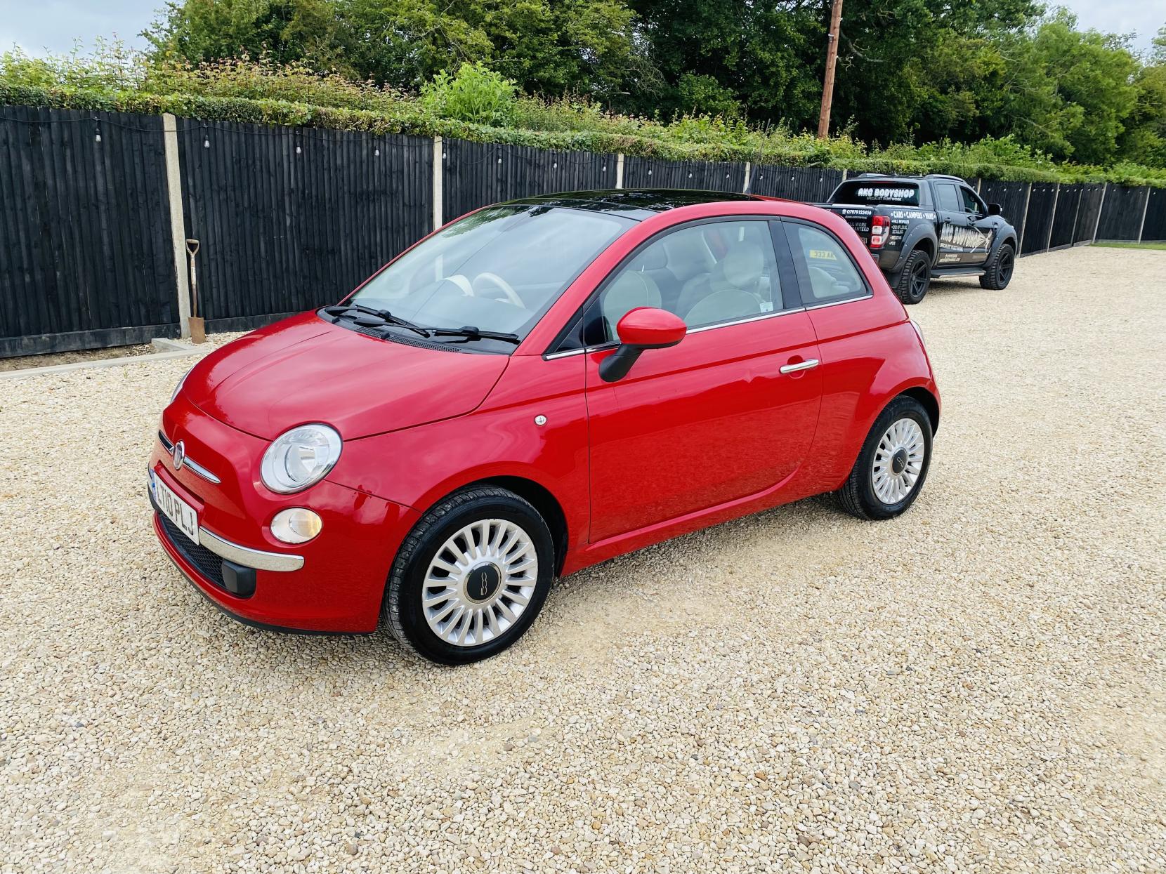 Fiat 500 1.2 Lounge Hatchback 3dr Petrol Dualogic Euro 4 (69 bhp)