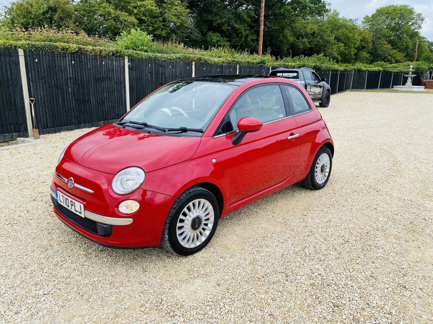 Fiat 500 1.2 Lounge Hatchback 3dr Petrol Dualogic Euro 4 (69 bhp)