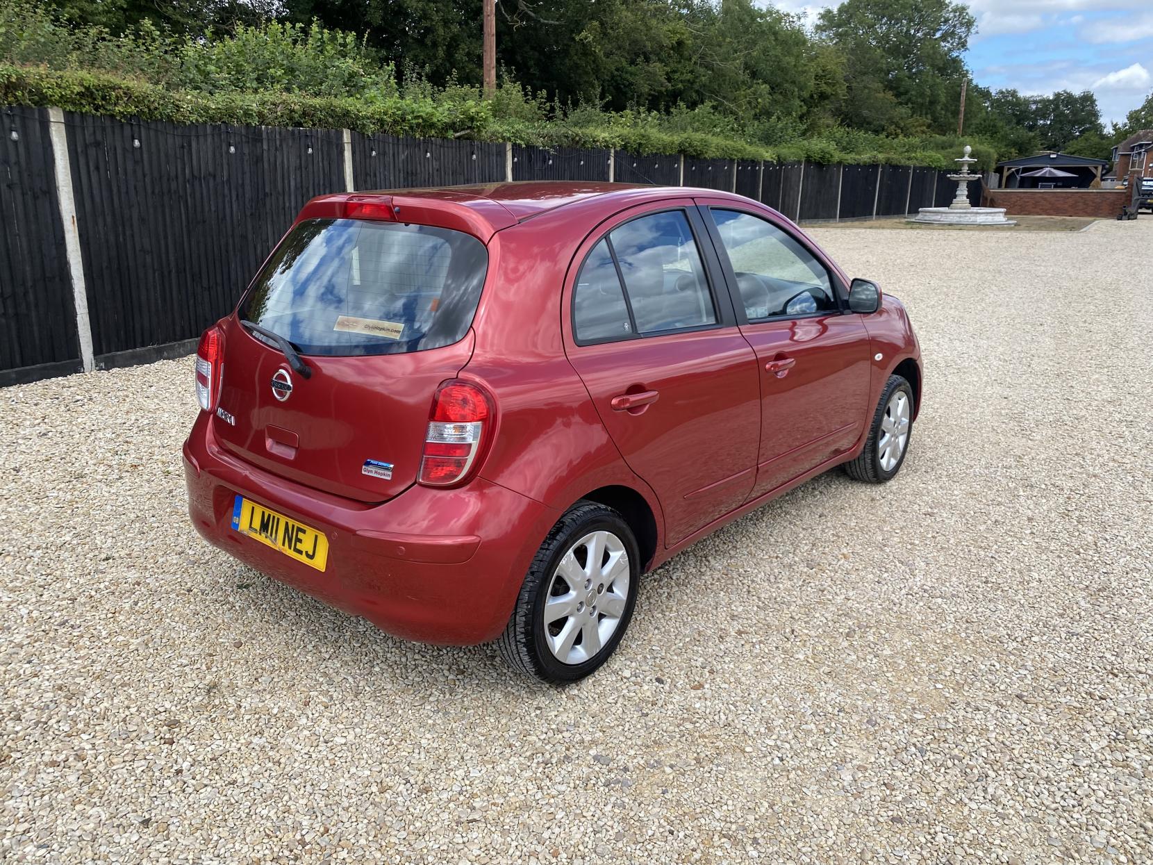 Nissan Micra 1.2 12V Tekna Hatchback 5dr Petrol Manual Euro 5 (80 ps)