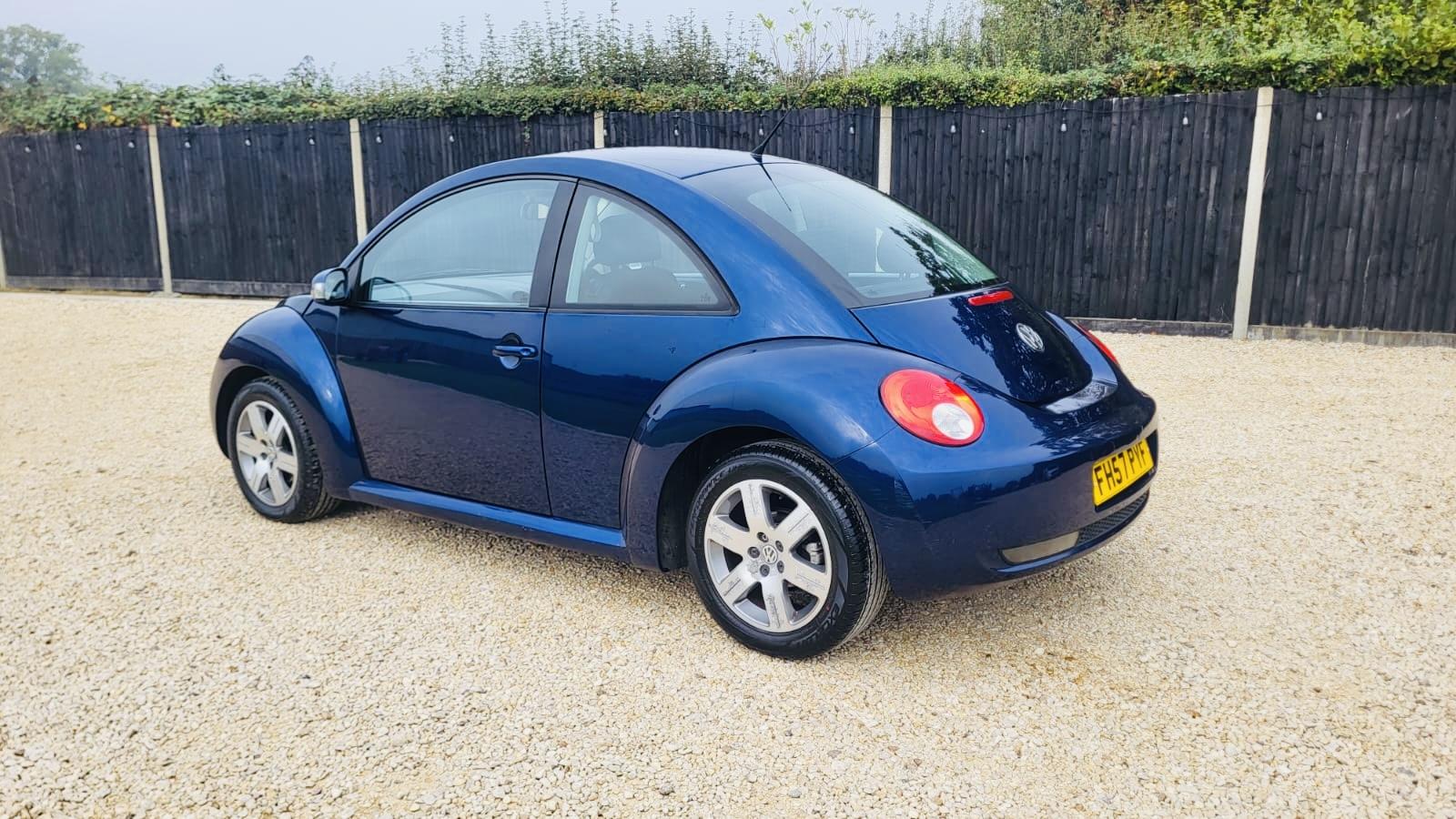 Volkswagen Beetle 1.6 Luna Hatchback 3dr Petrol Manual Euro 4 (102 ps)
