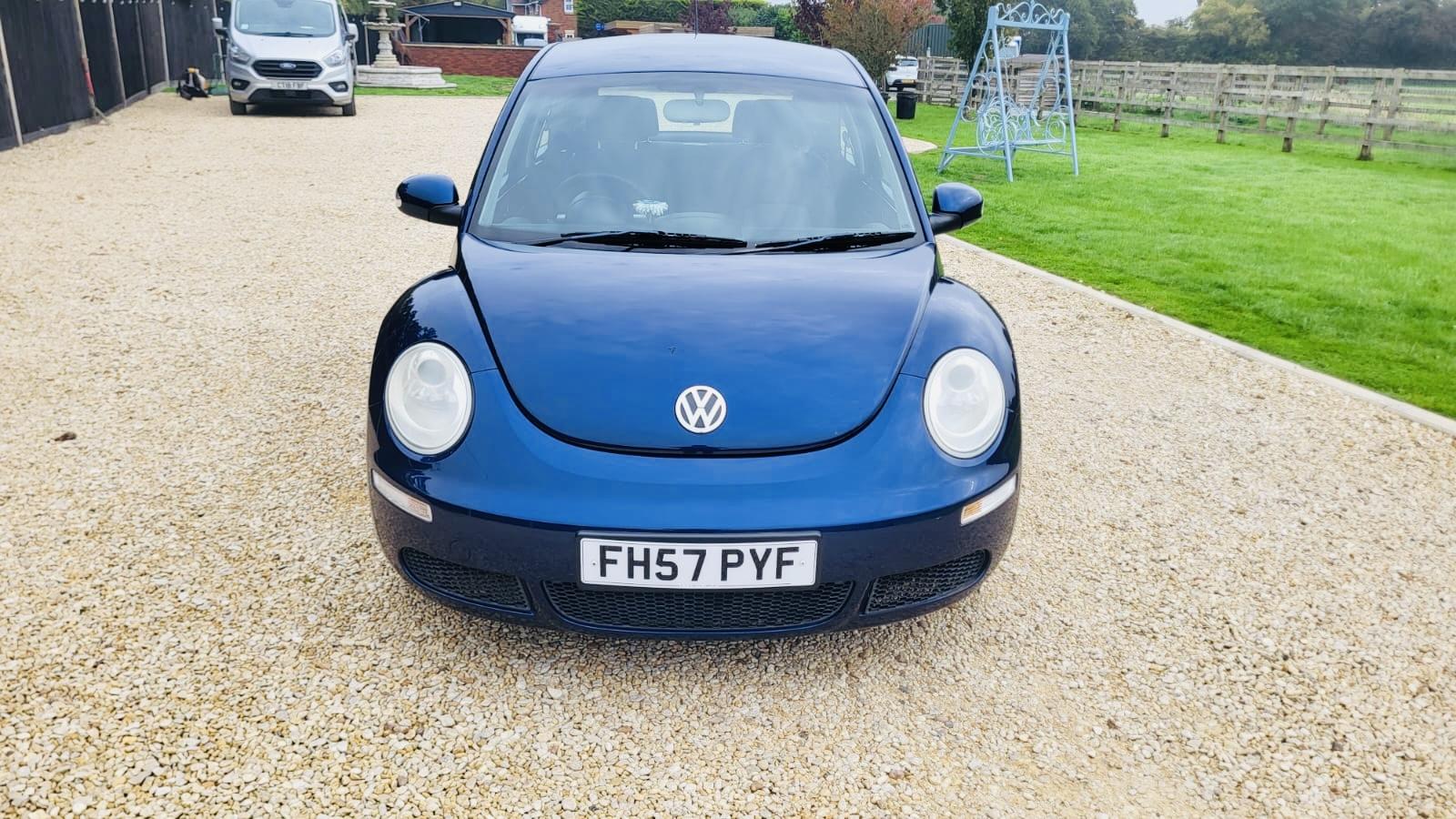 Volkswagen Beetle 1.6 Luna Hatchback 3dr Petrol Manual Euro 4 (102 ps)